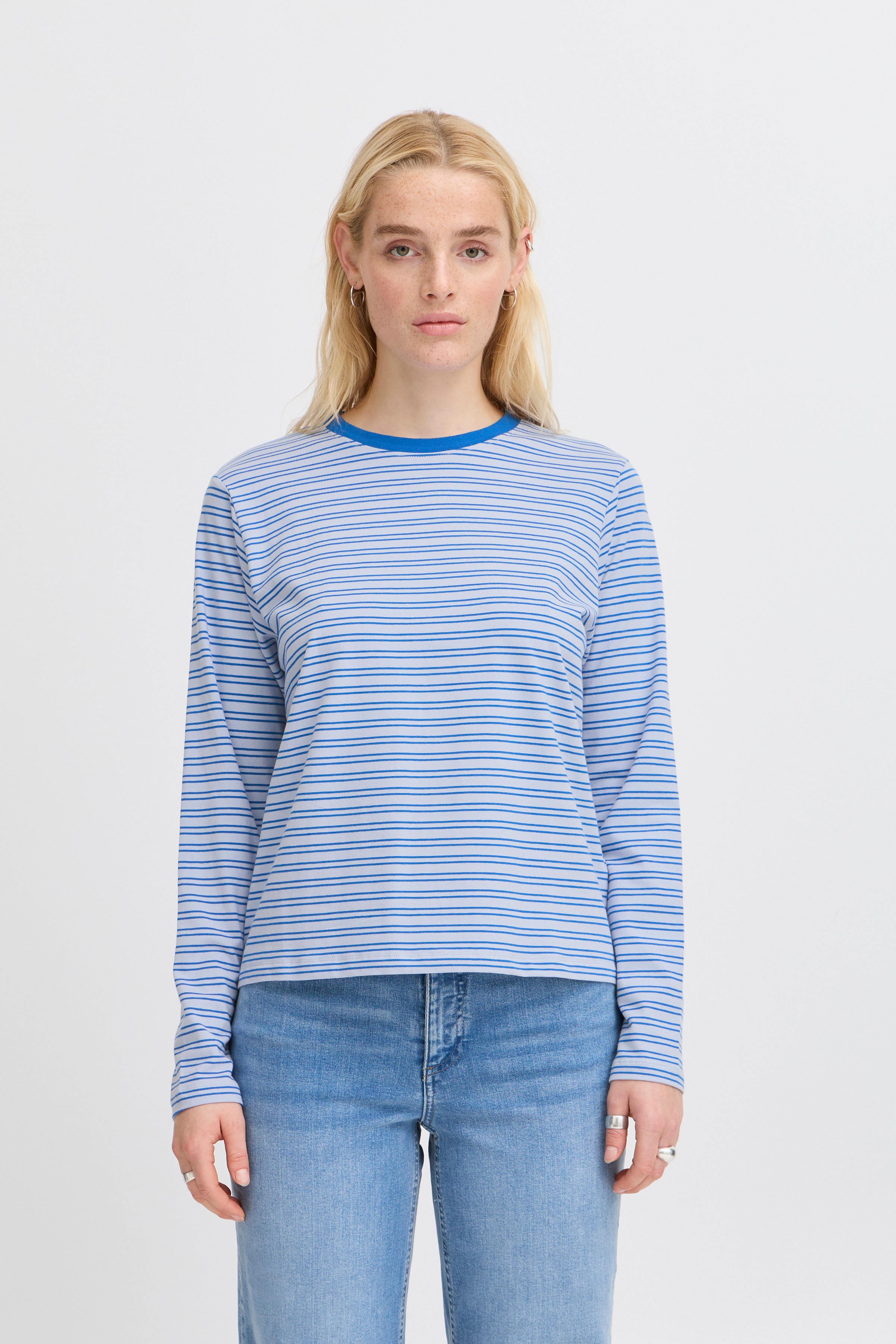 IHMIRA Langermet T-shirt LOOKBOOK FRONT 20122519-204201