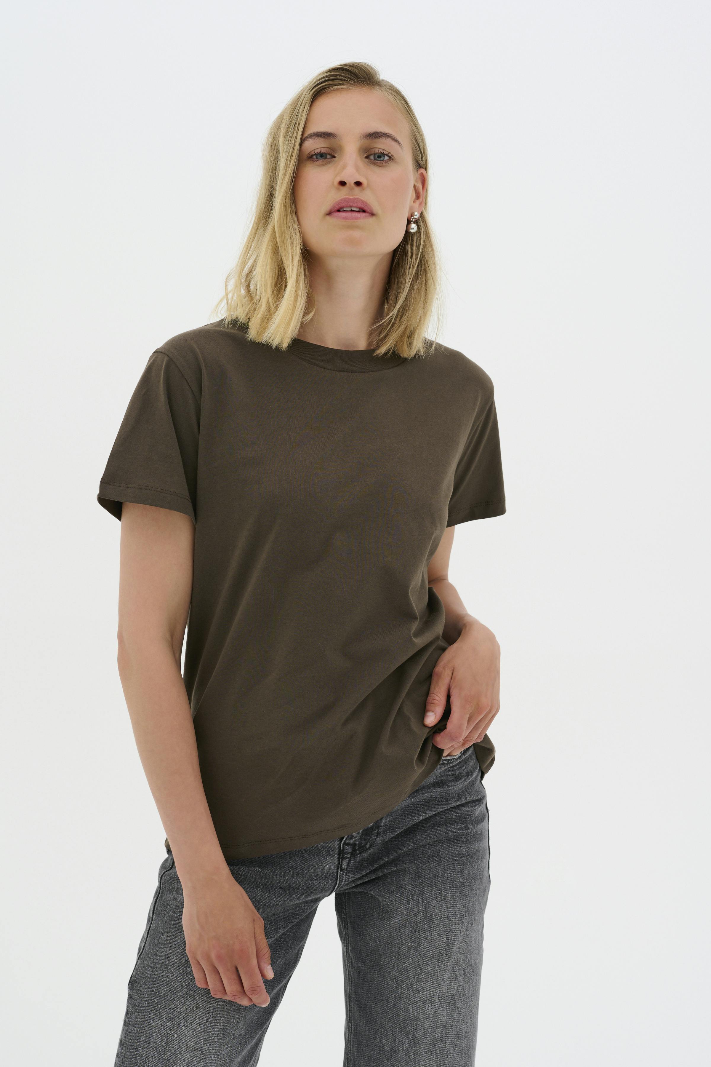 HanneMW T-shirt LOOKBOOK FRONT 10704000-190840