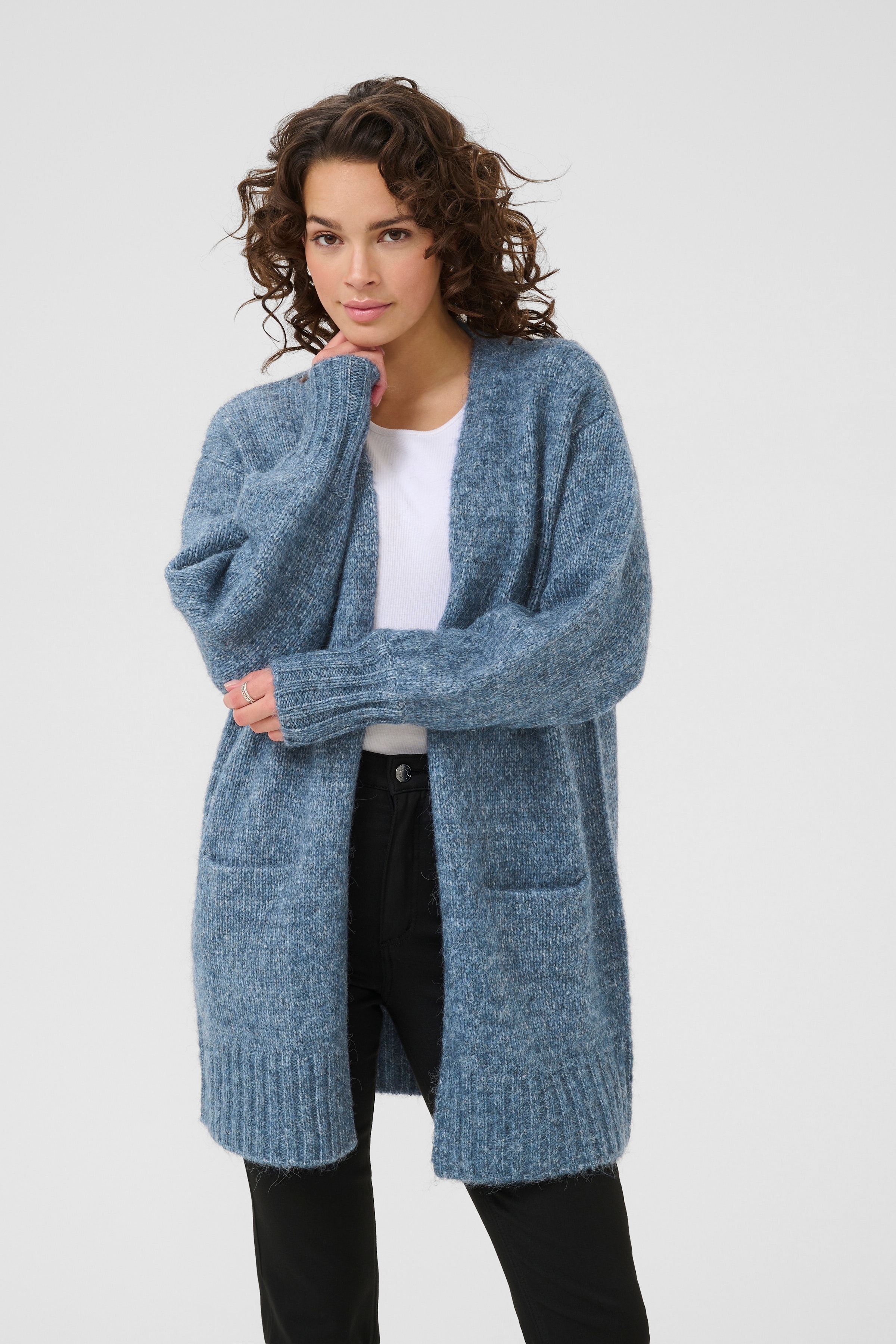 KAtrina Cardigan LOOKBOOK FRONT 10509150-1840281