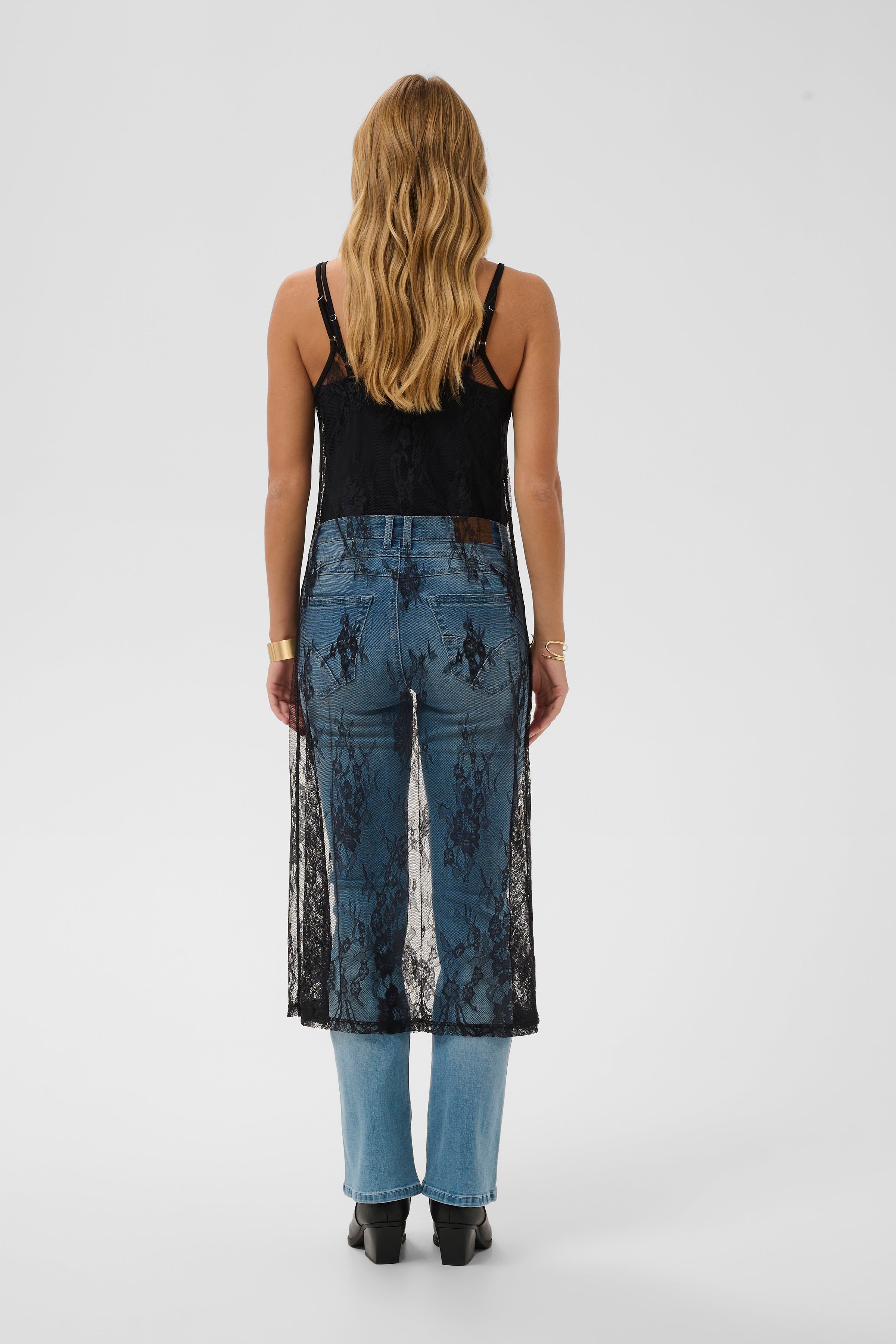 CRKamira Kleid LOOKBOOK BACK 10615596-100120