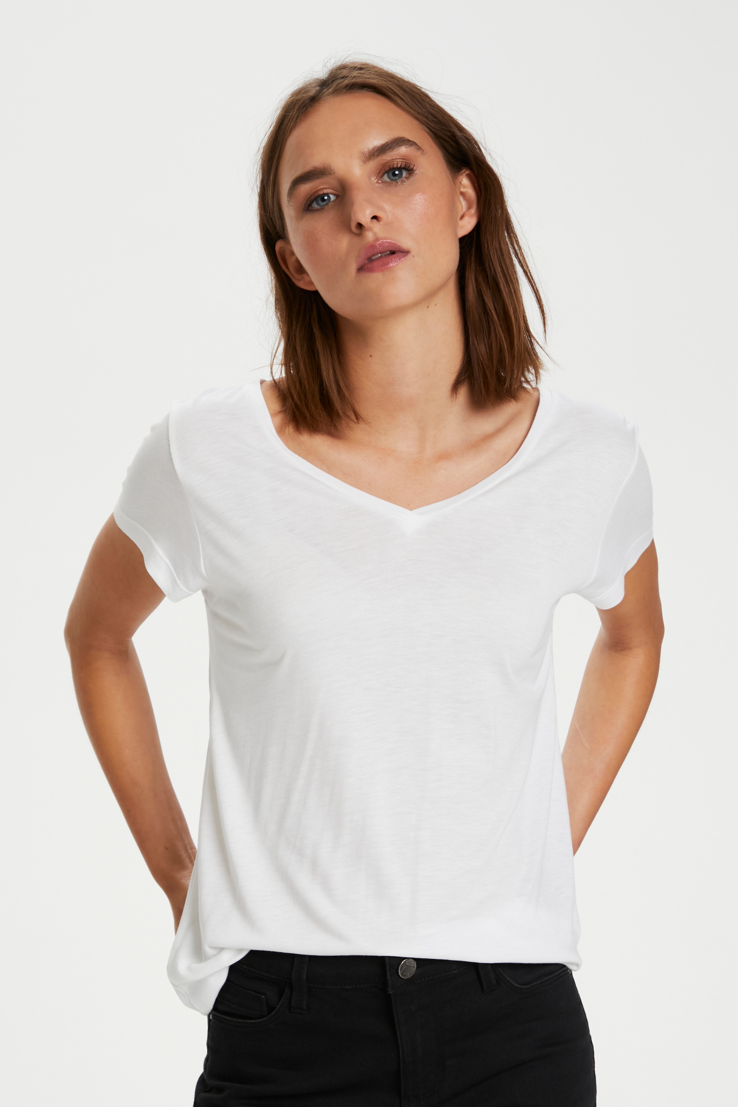 Anna T-shirt LOOKBOOK FRONT 55213-50001
