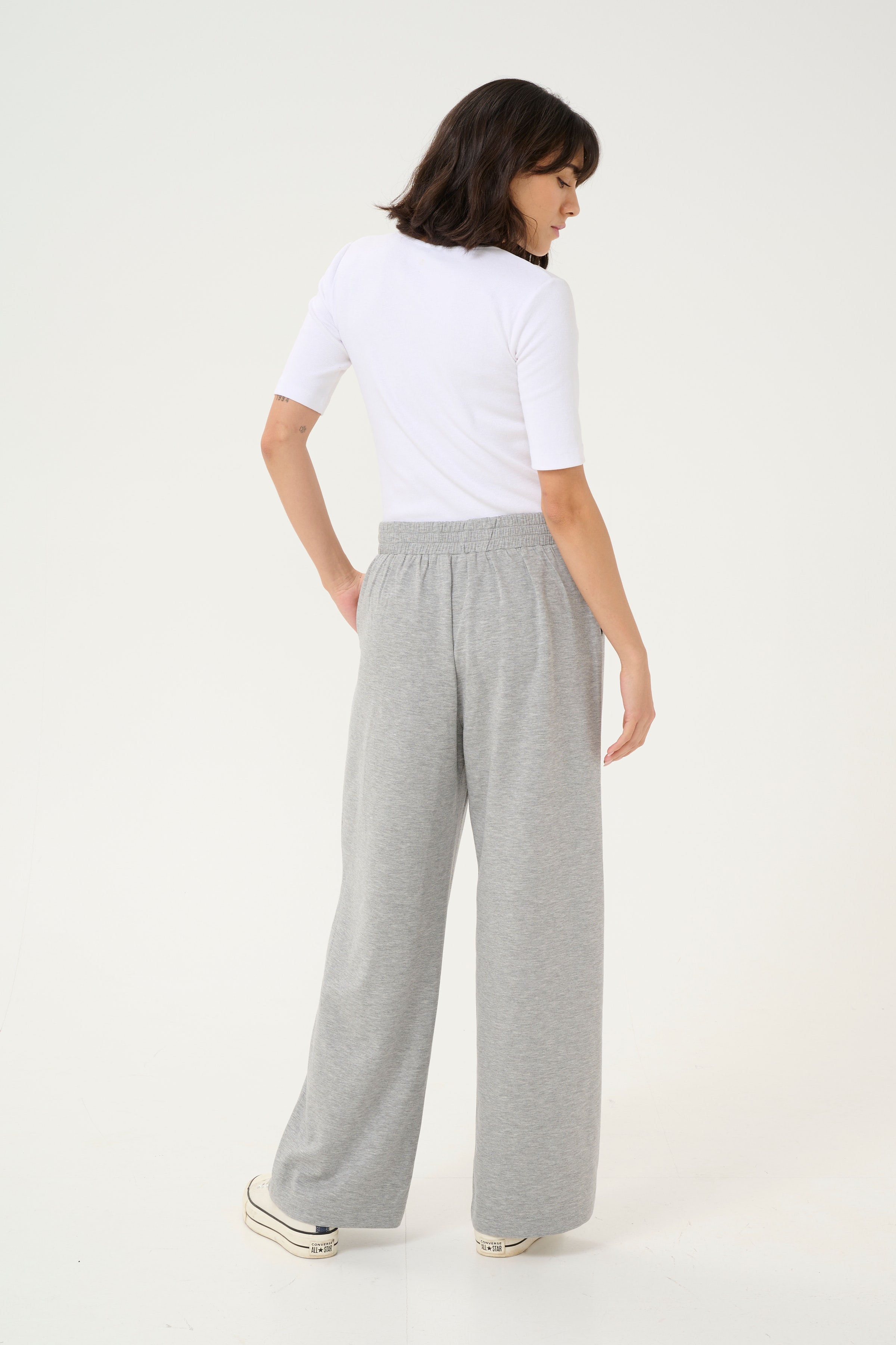 BPadona Trousers LOOKBOOK BACK 10590858-100123B