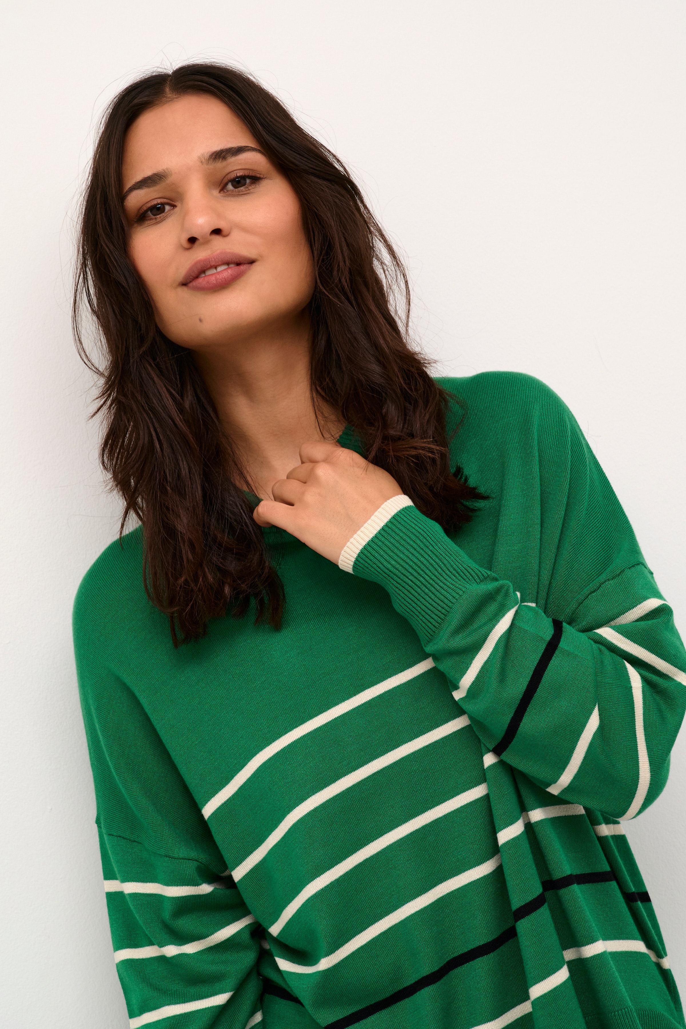 BPalona Pullover LOOKBOOK DETAIL 10590386-105617B