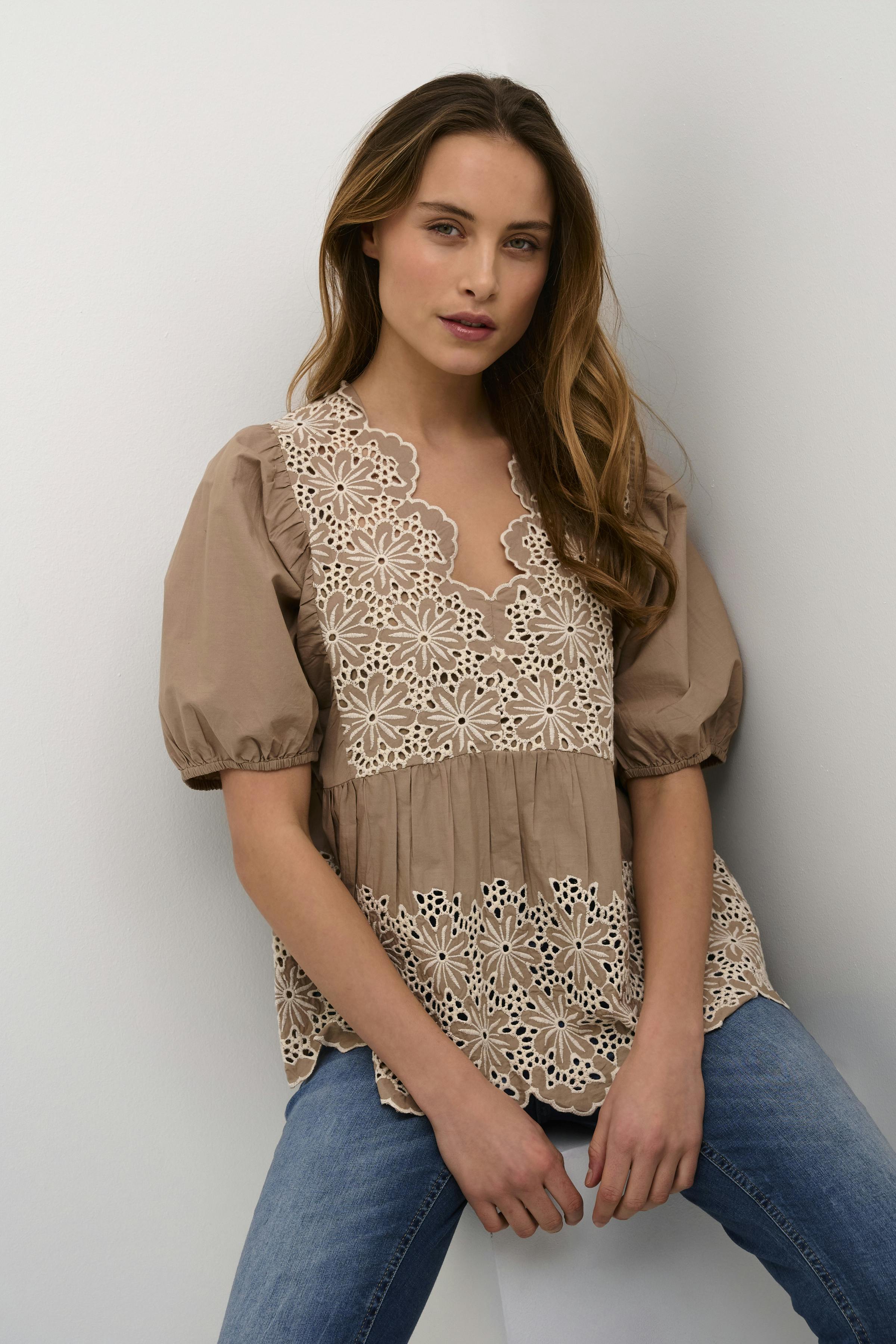 CUvalda Blouse with embroidery LOOKBOOK DETAIL 50109592-106084