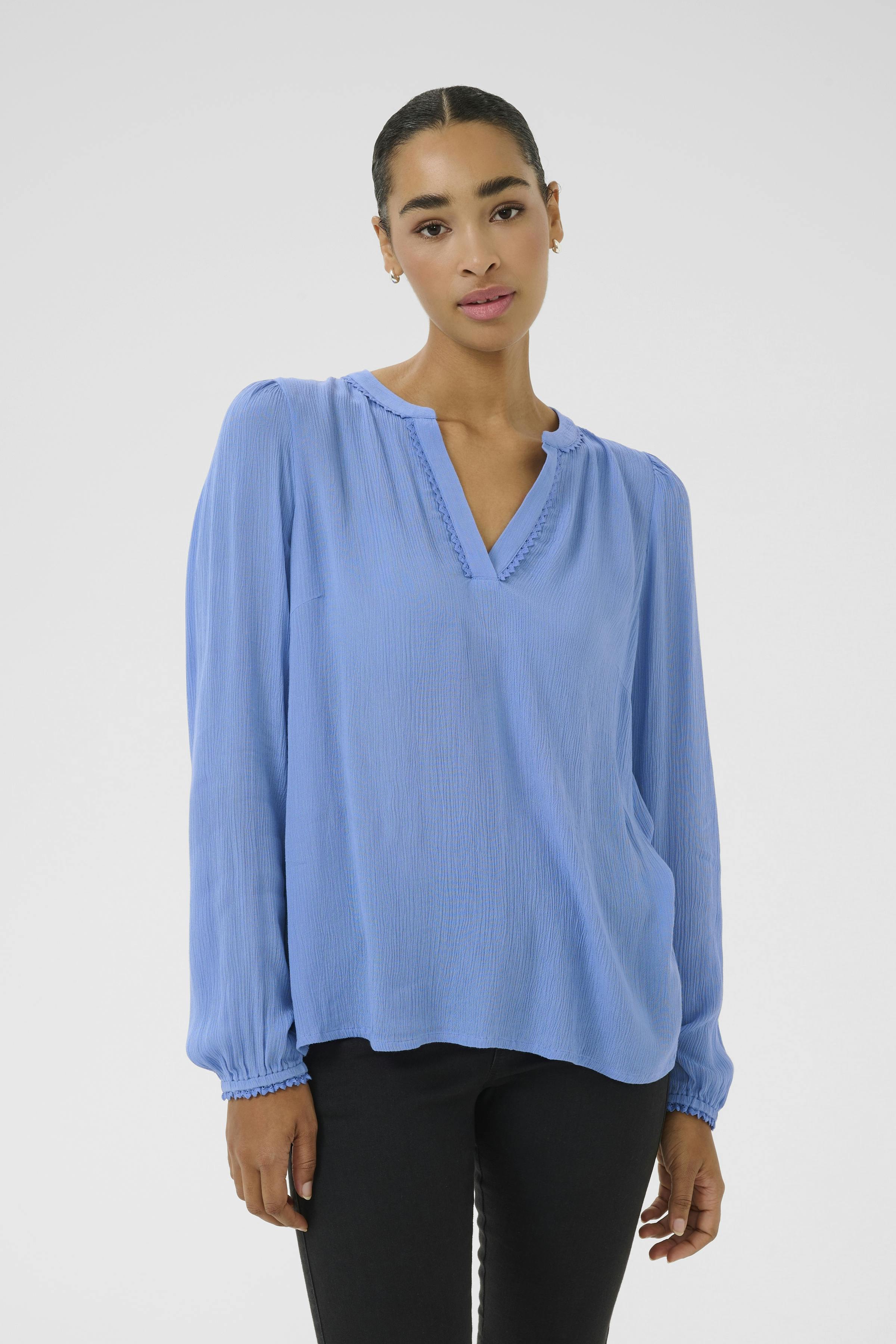 KAno Bluse LOOKBOOK FRONT 10510202-183936