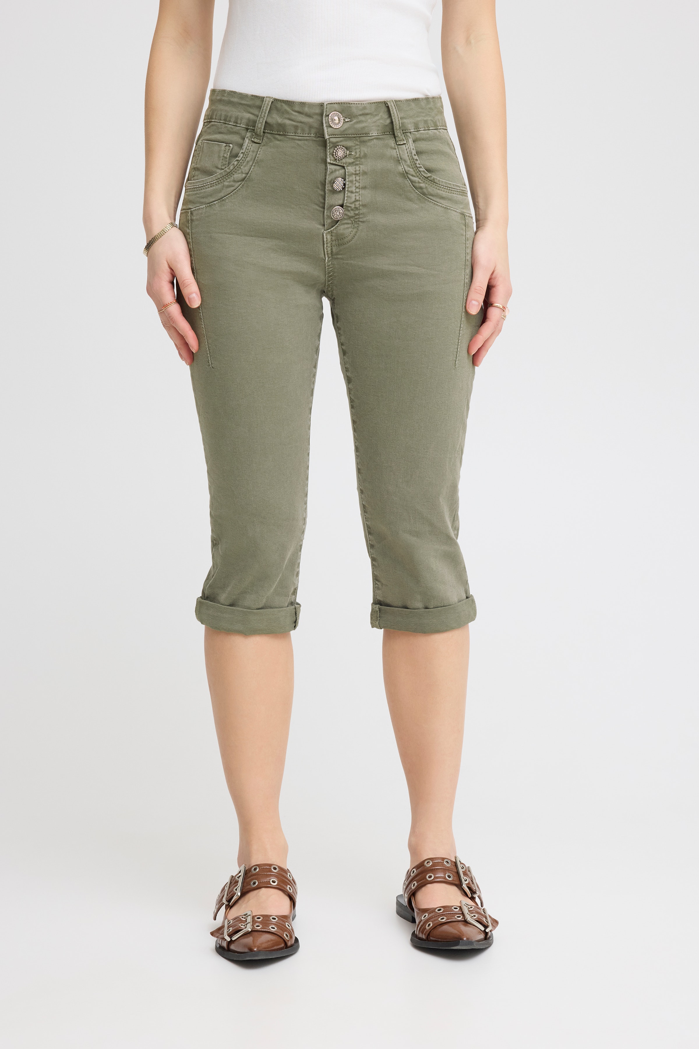 SBCAROLINE Capri bukser LOOKBOOK FRONT 22100947-180515