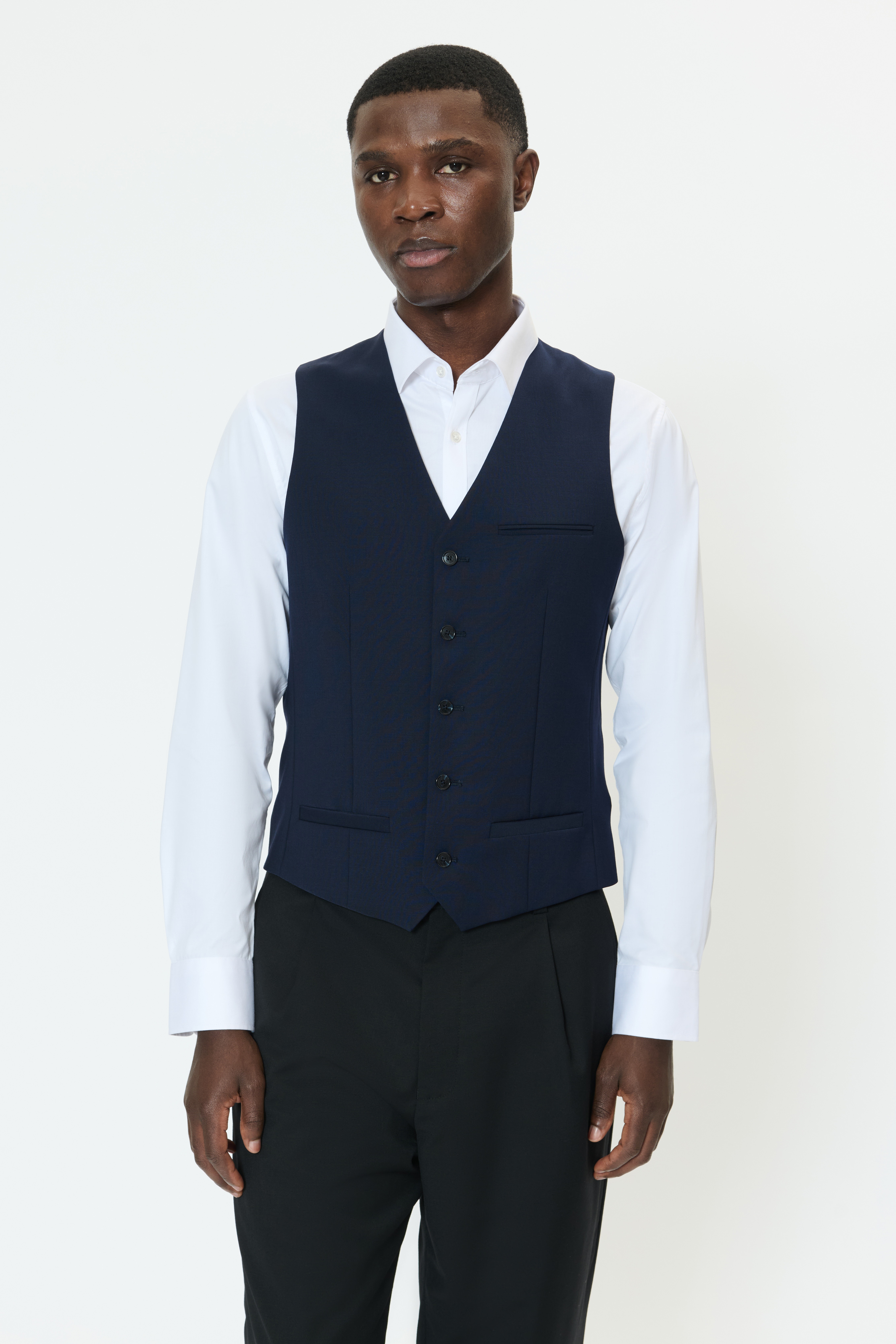 Breck Waistcoat LOOKBOOK FRONT 30203654-20211
