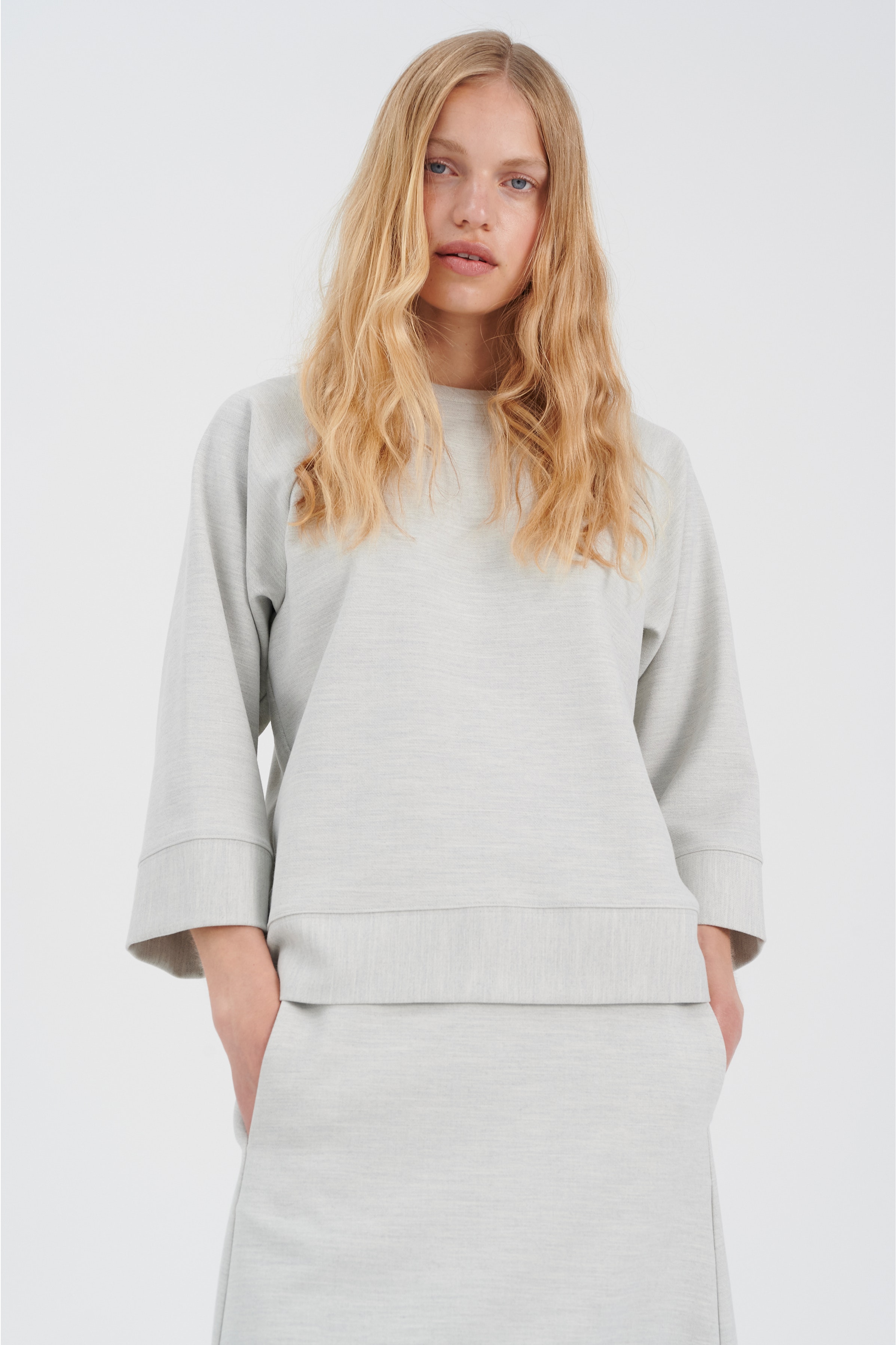 Långärmad blus LOOKBOOK FRONT 30106930-300285