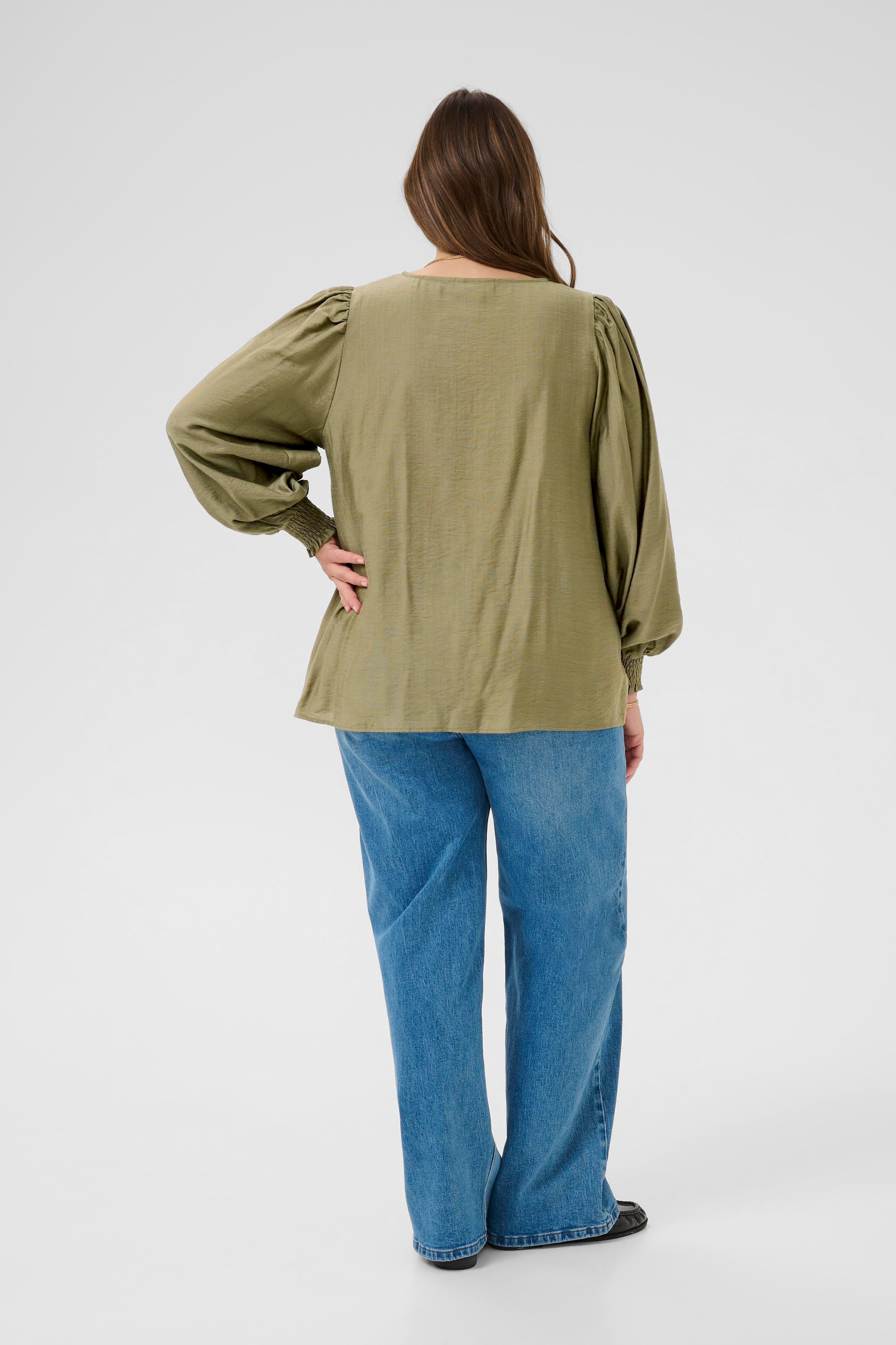 KCsofia Bluse LOOKBOOK BACK 10583889-170517