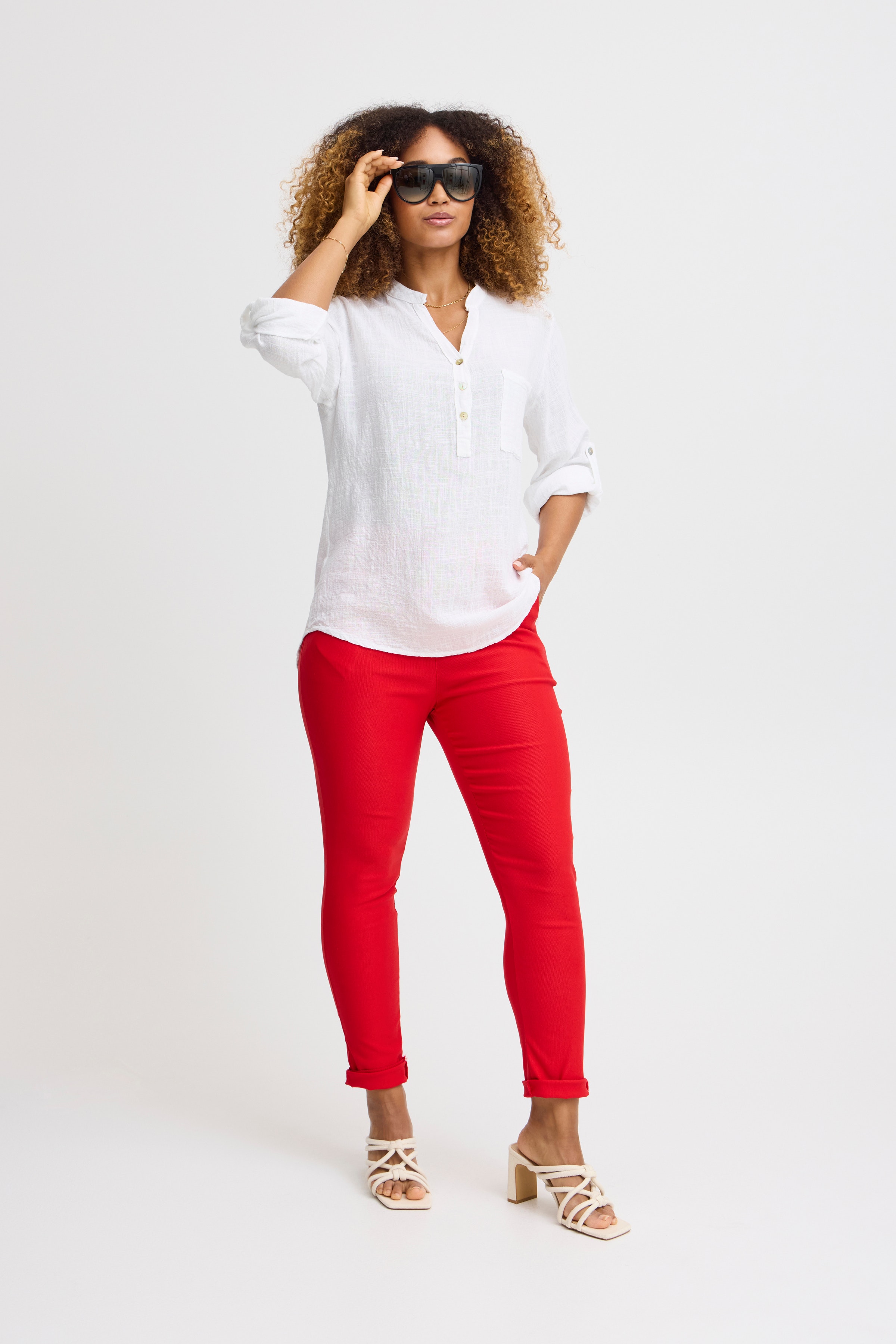 SBALEXA Blouse LOOKBOOK FRONT 22100486-110602