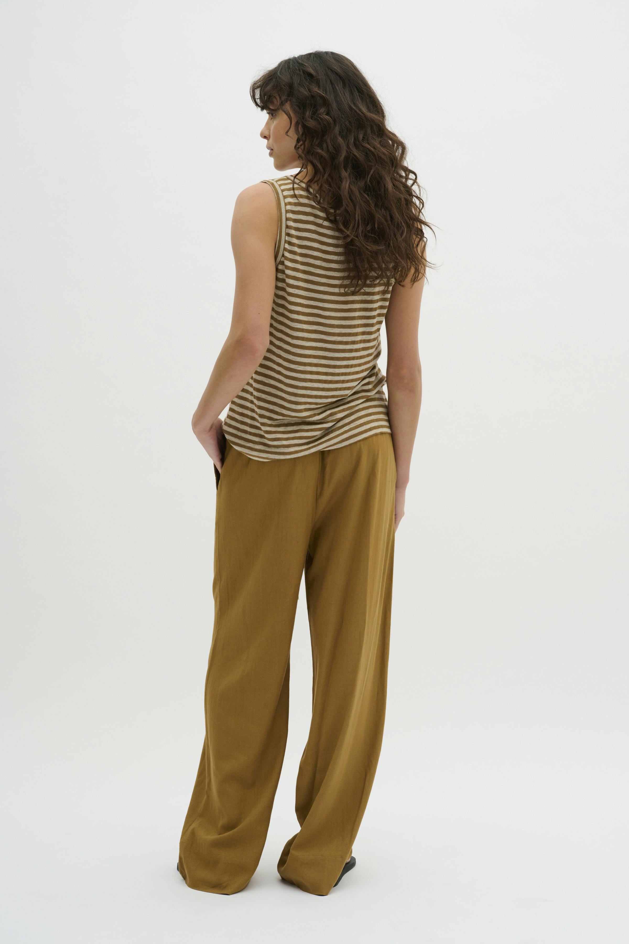 DiasMW Linen Trousers LOOKBOOK BACK 10704701-171125