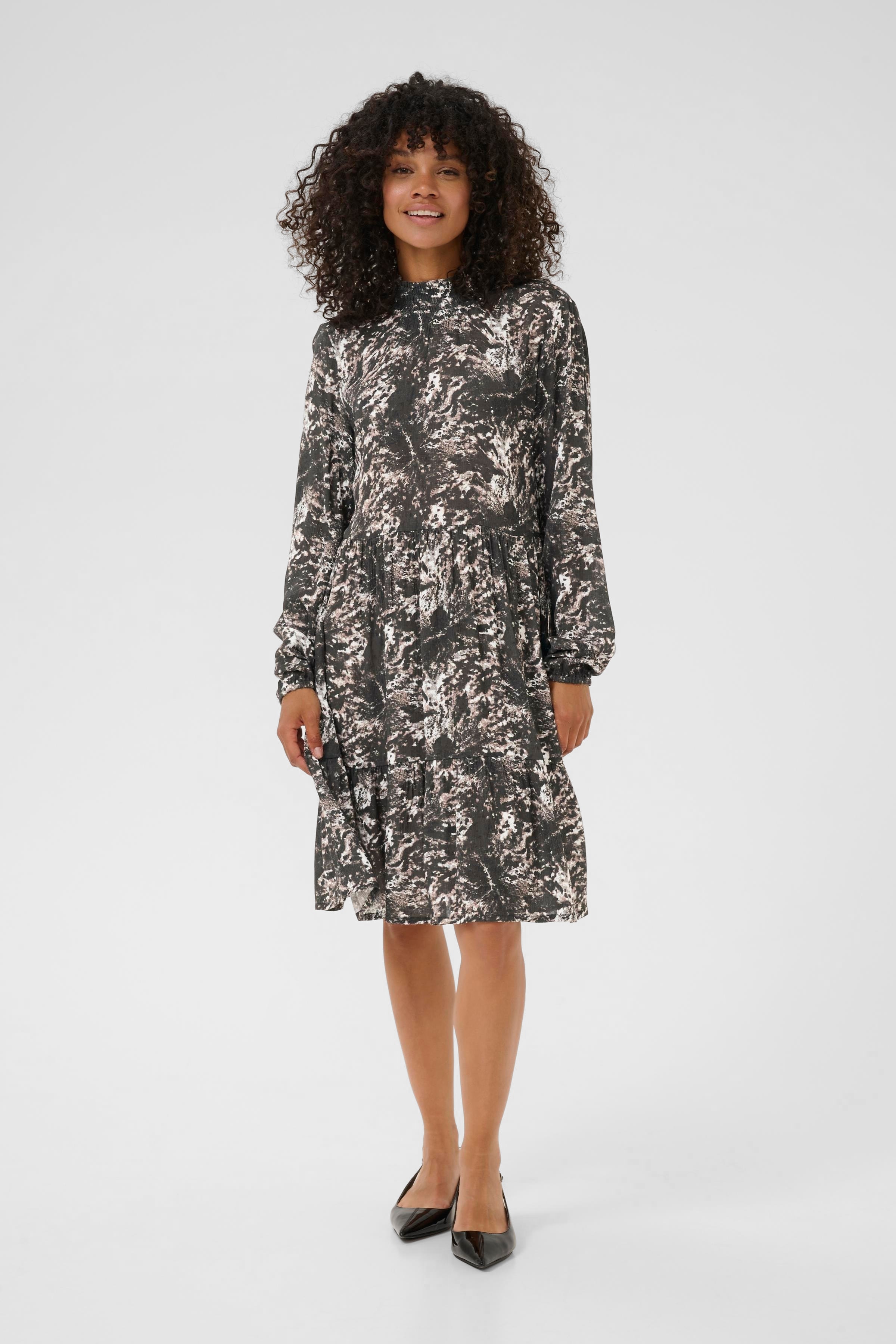 KAlinda Kjole LOOKBOOK FRONT 10510741-108203