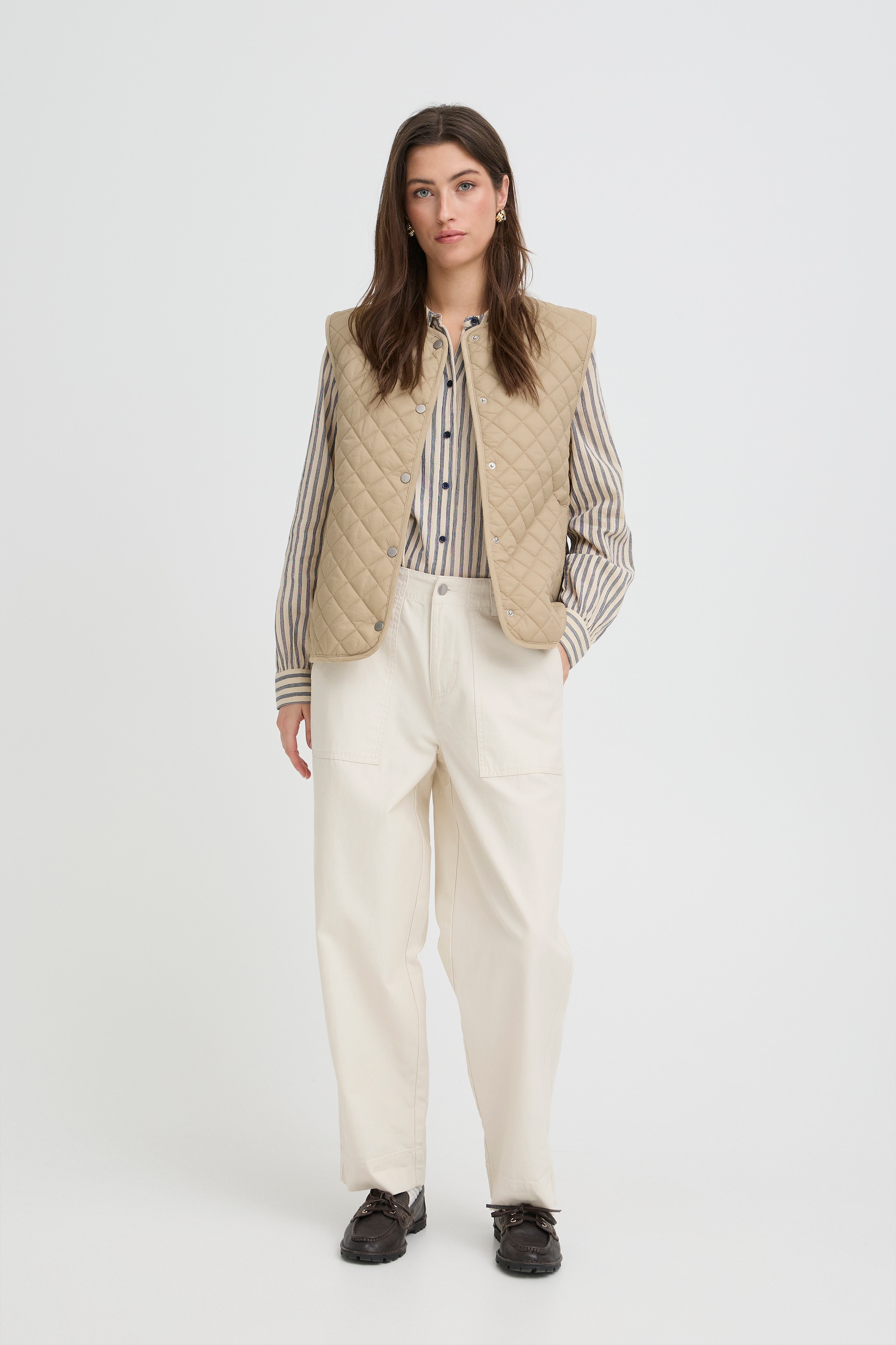 BYBERTA Väst ytterplagg LOOKBOOK FRONT 20818517-171109