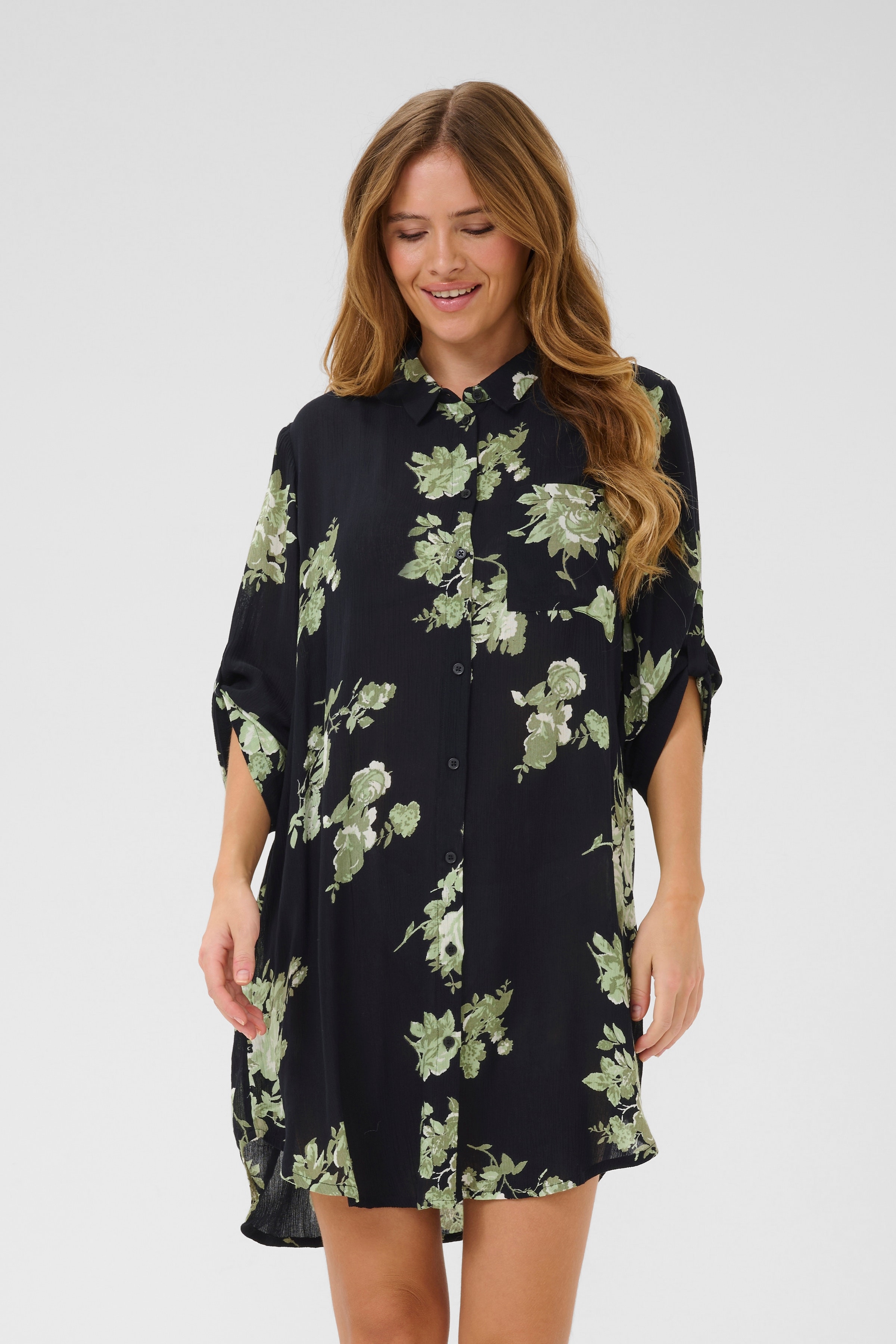 KAhildur Skjorte LOOKBOOK FRONT 10506745-107770