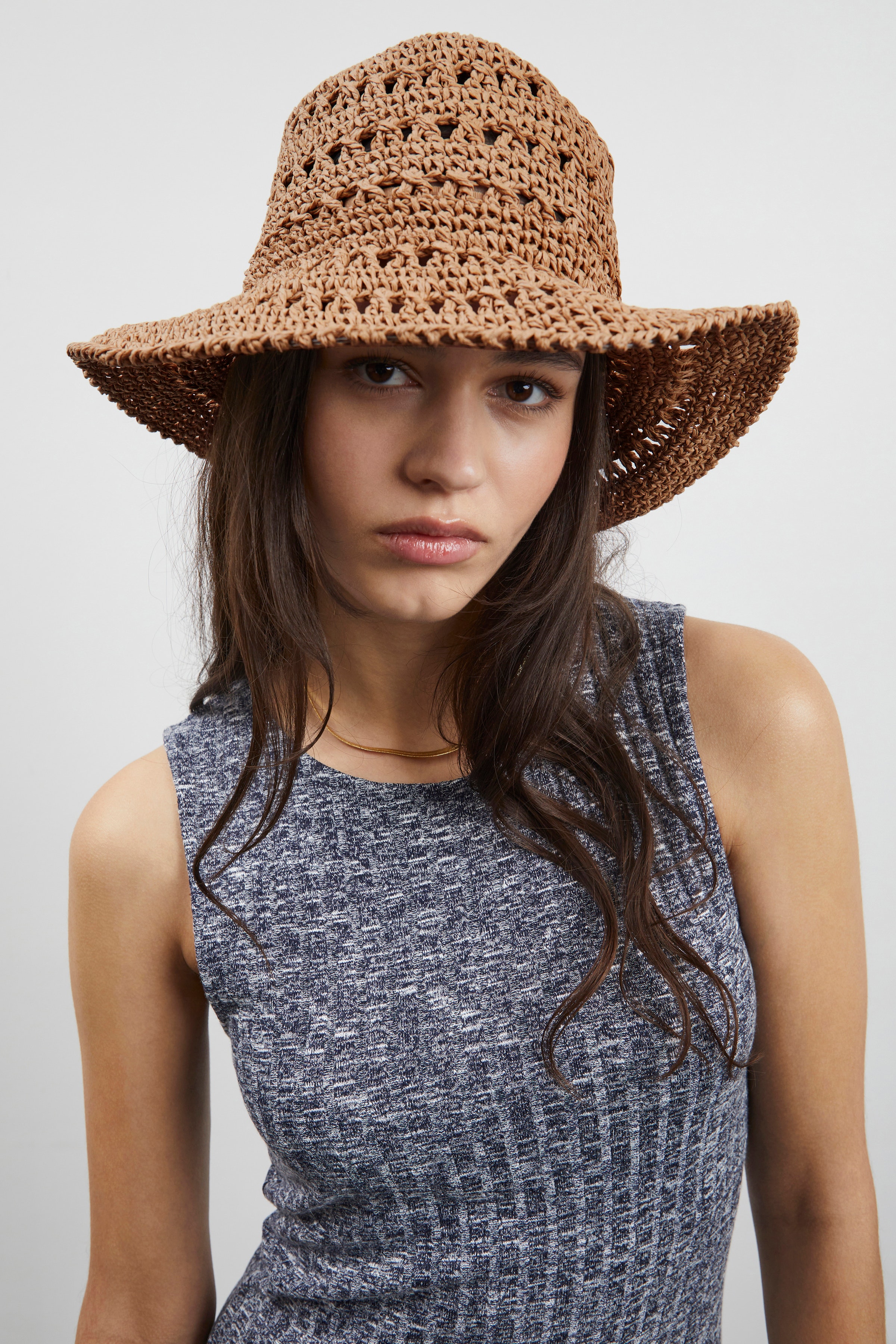 Hatt LOOKBOOK BACK 20118640-151216