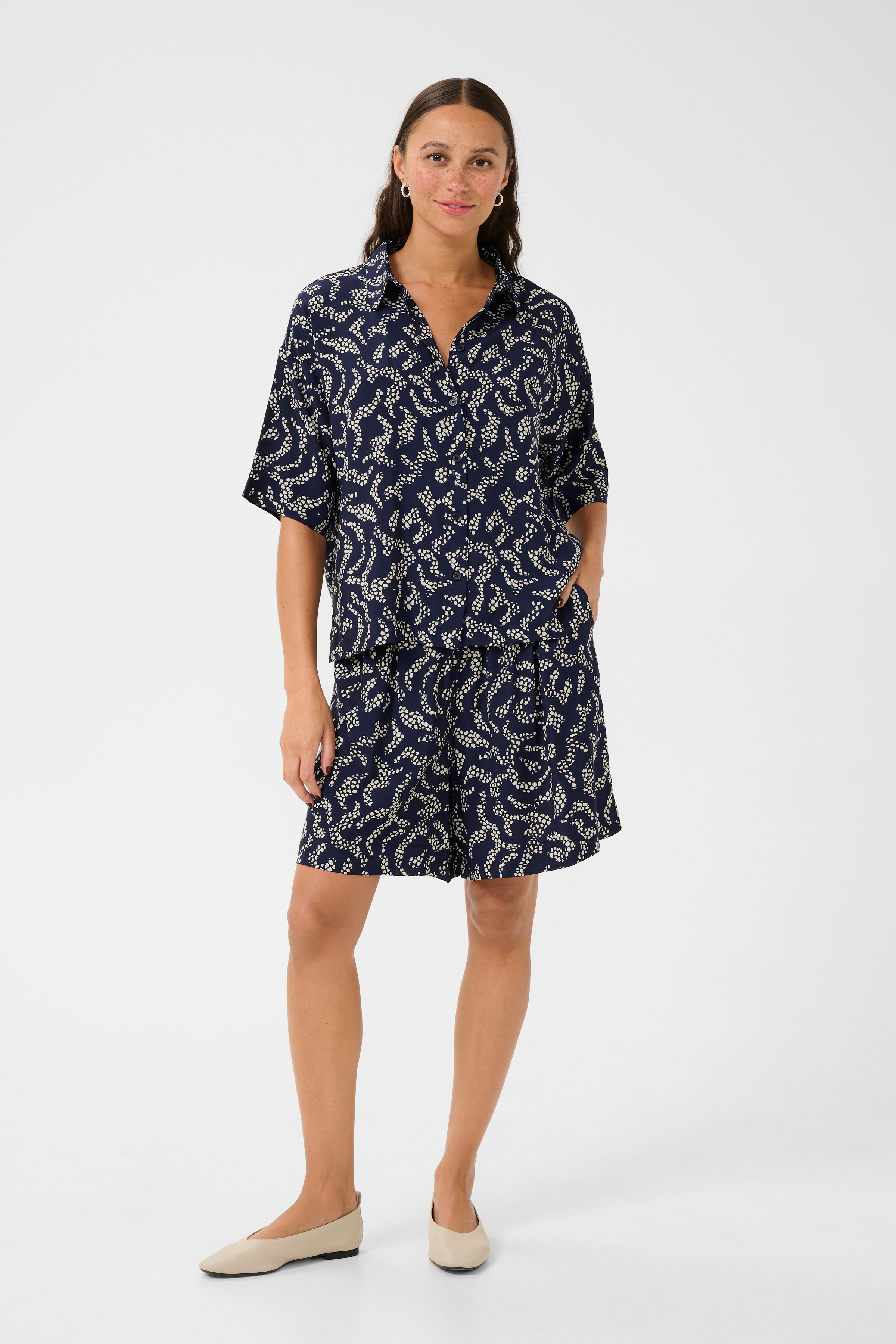KAbarton Skjorta LOOKBOOK FRONT 10509914-107419