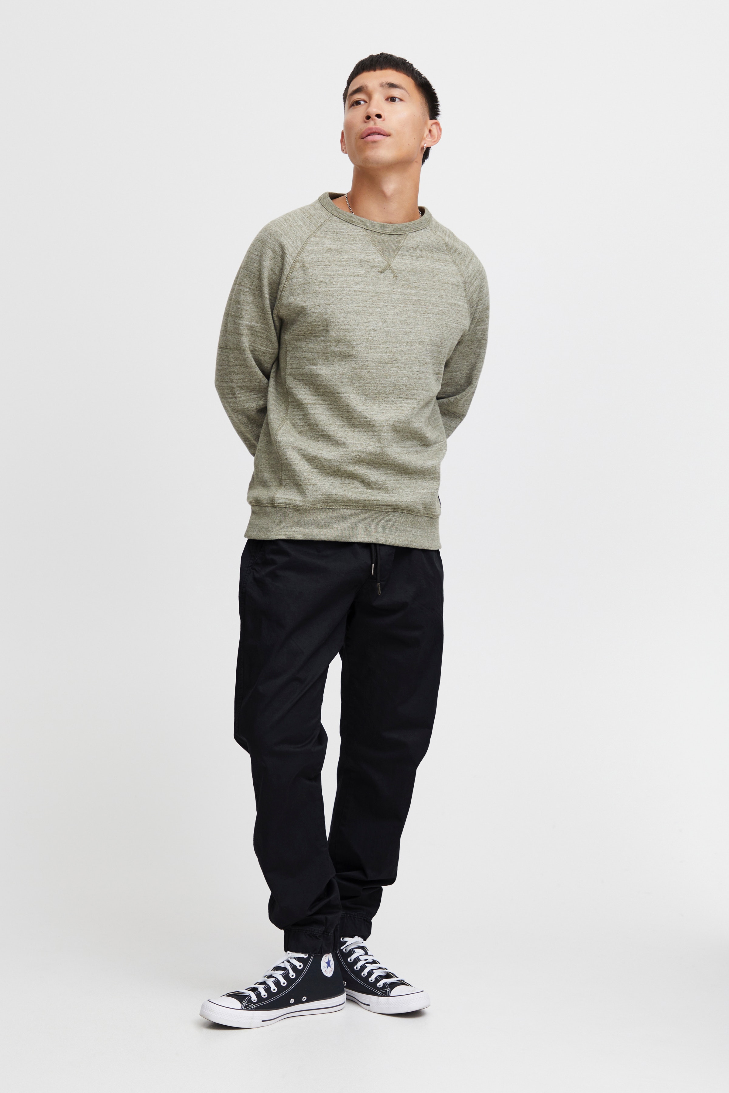 Casual Hose LOOKBOOK FRONT 20712044-194007
