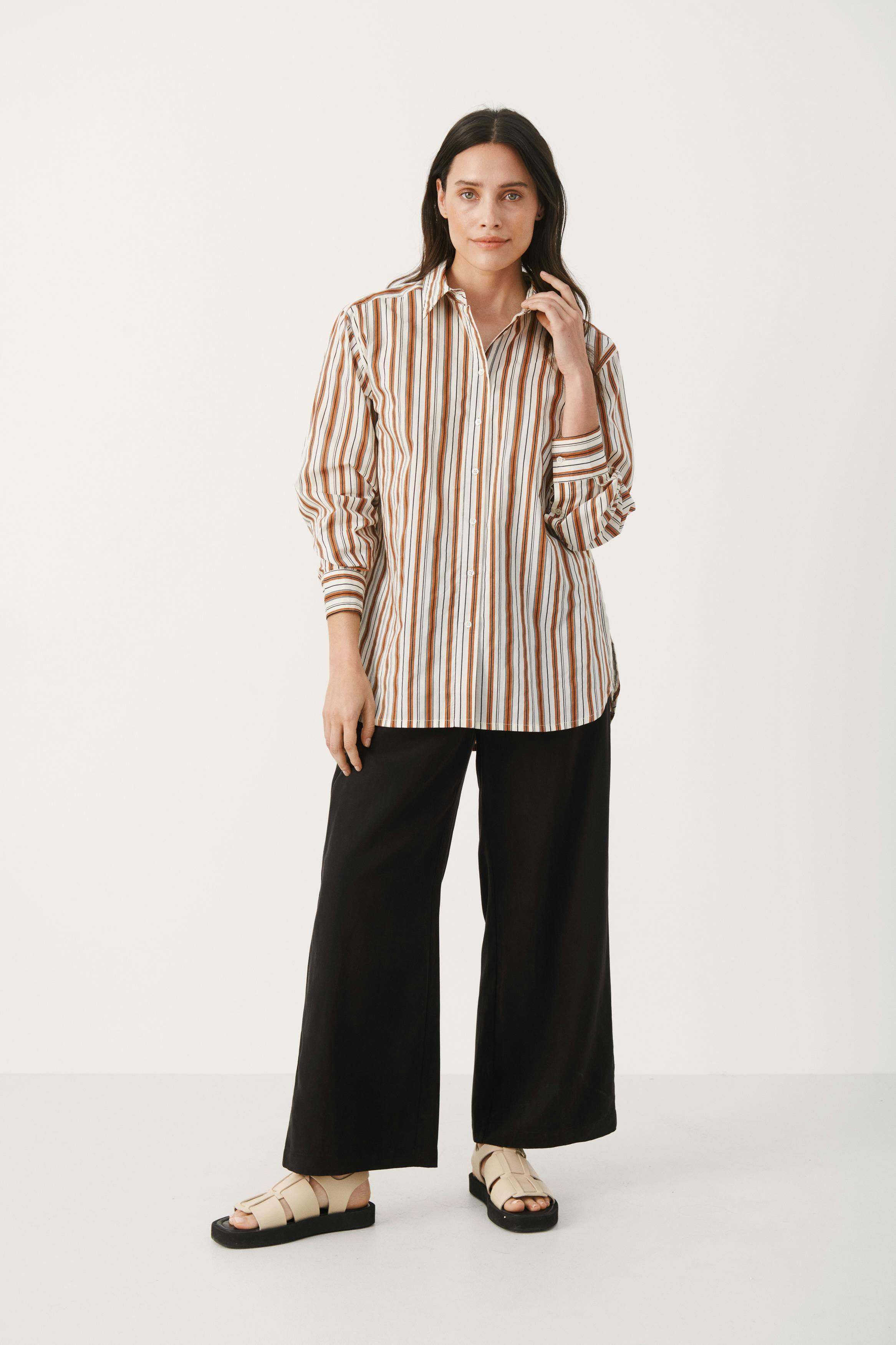 KassiePW Shirt LOOKBOOK FRONT 30307017-301438