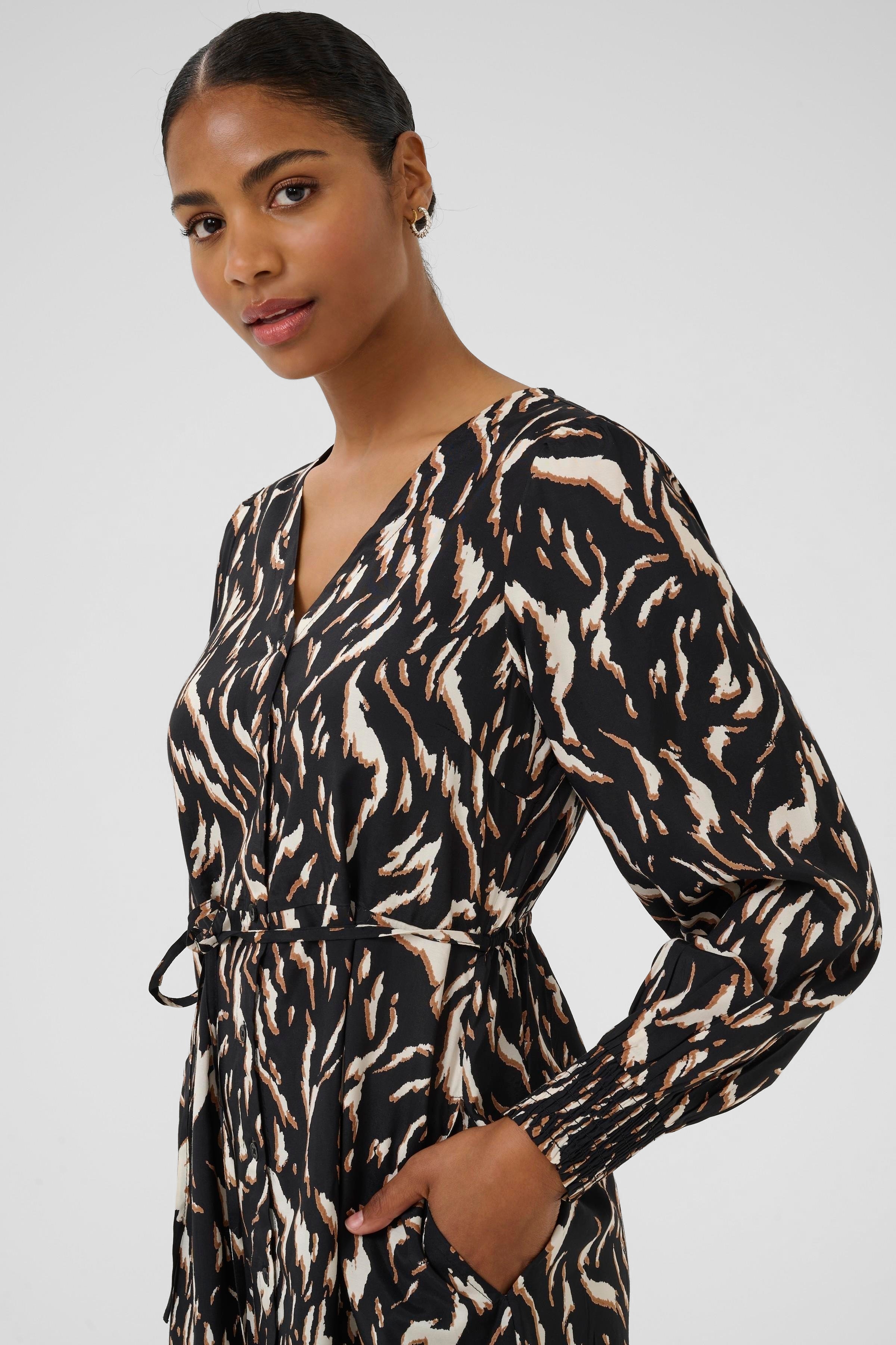 KAmille Kjole LOOKBOOK DETAIL 10510520-108271
