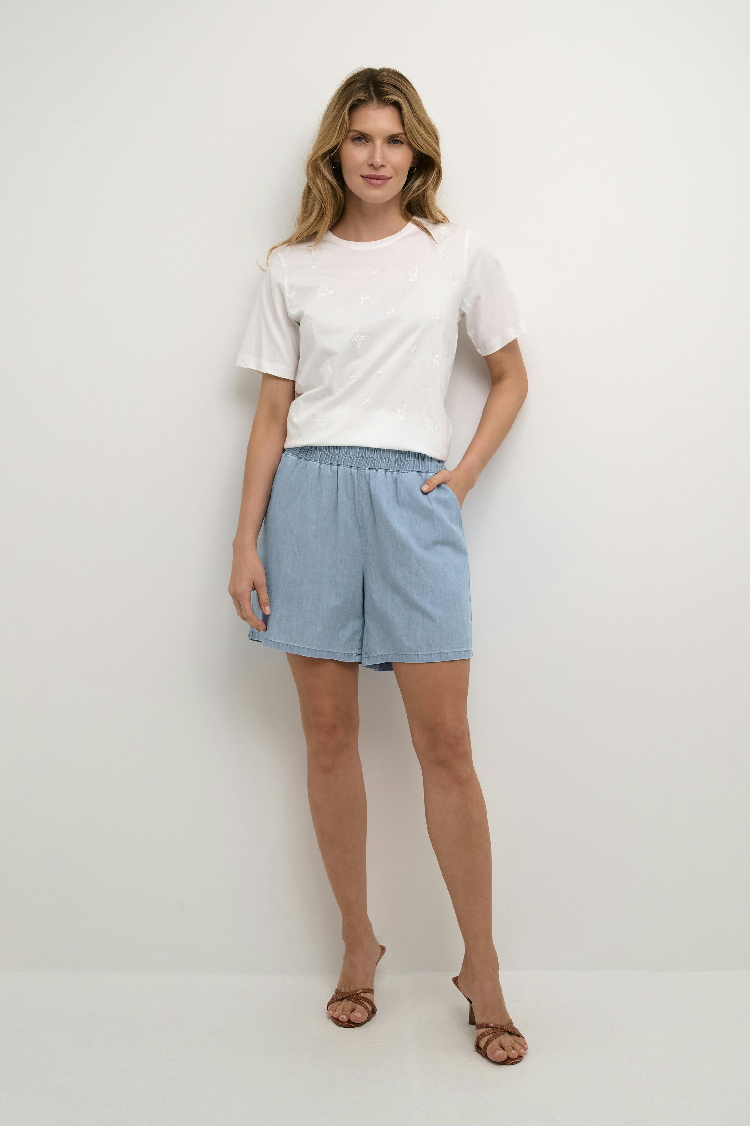 CUaurelia Shorts LOOKBOOK FRONT 50110471-500027