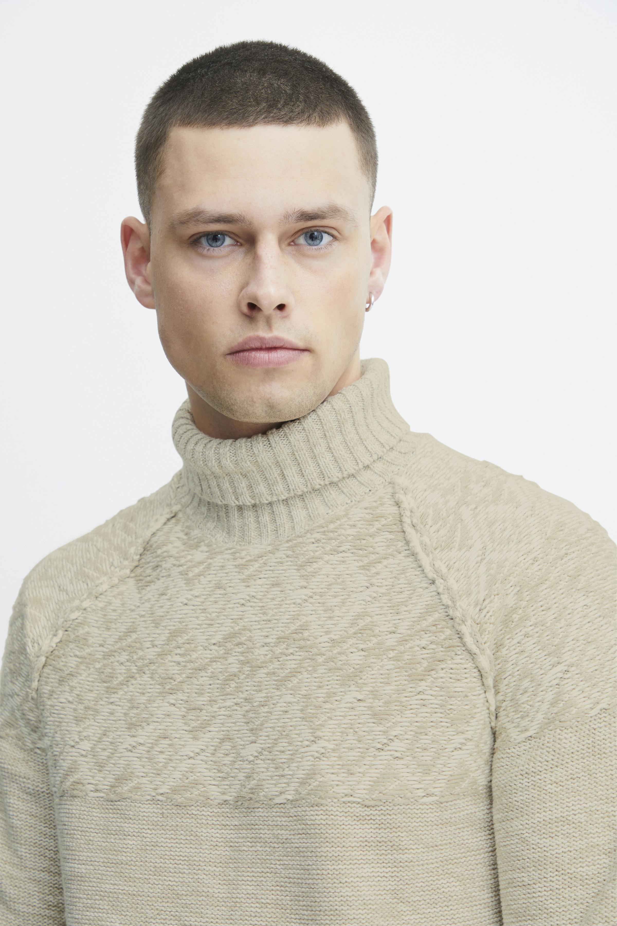 Stickad pullover LOOKBOOK DETAIL 20714645-161104