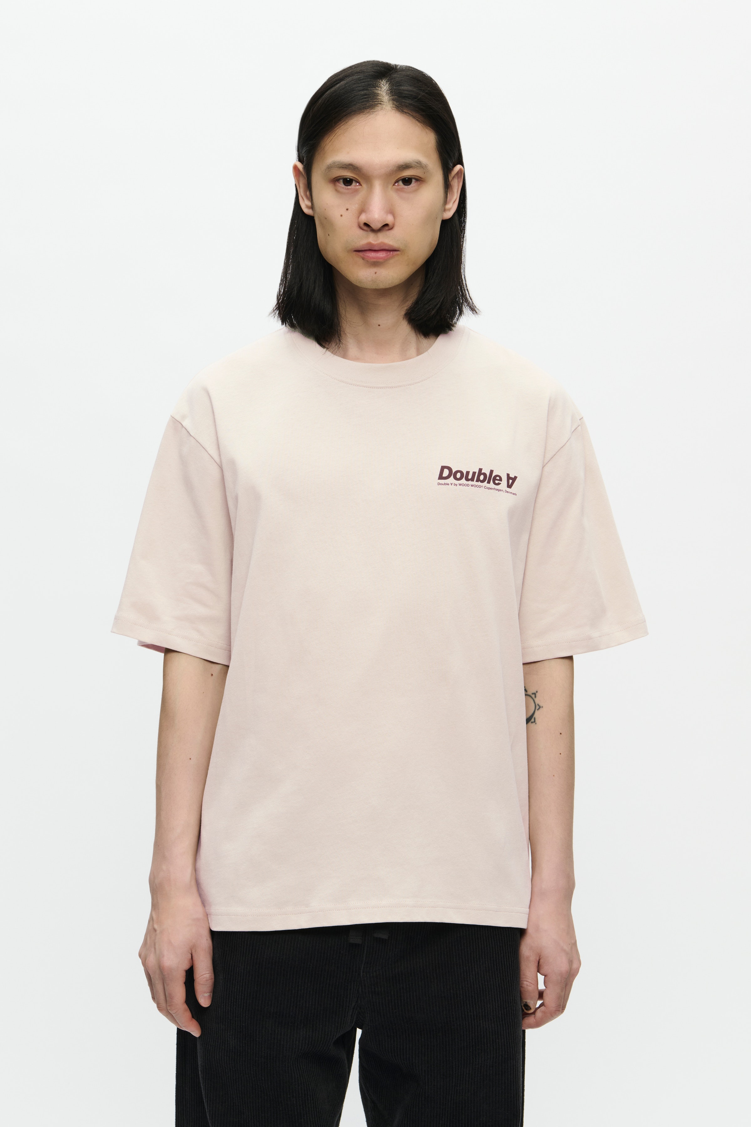 WWLiam T-shirt LOOKBOOK FRONT 30251549-144500