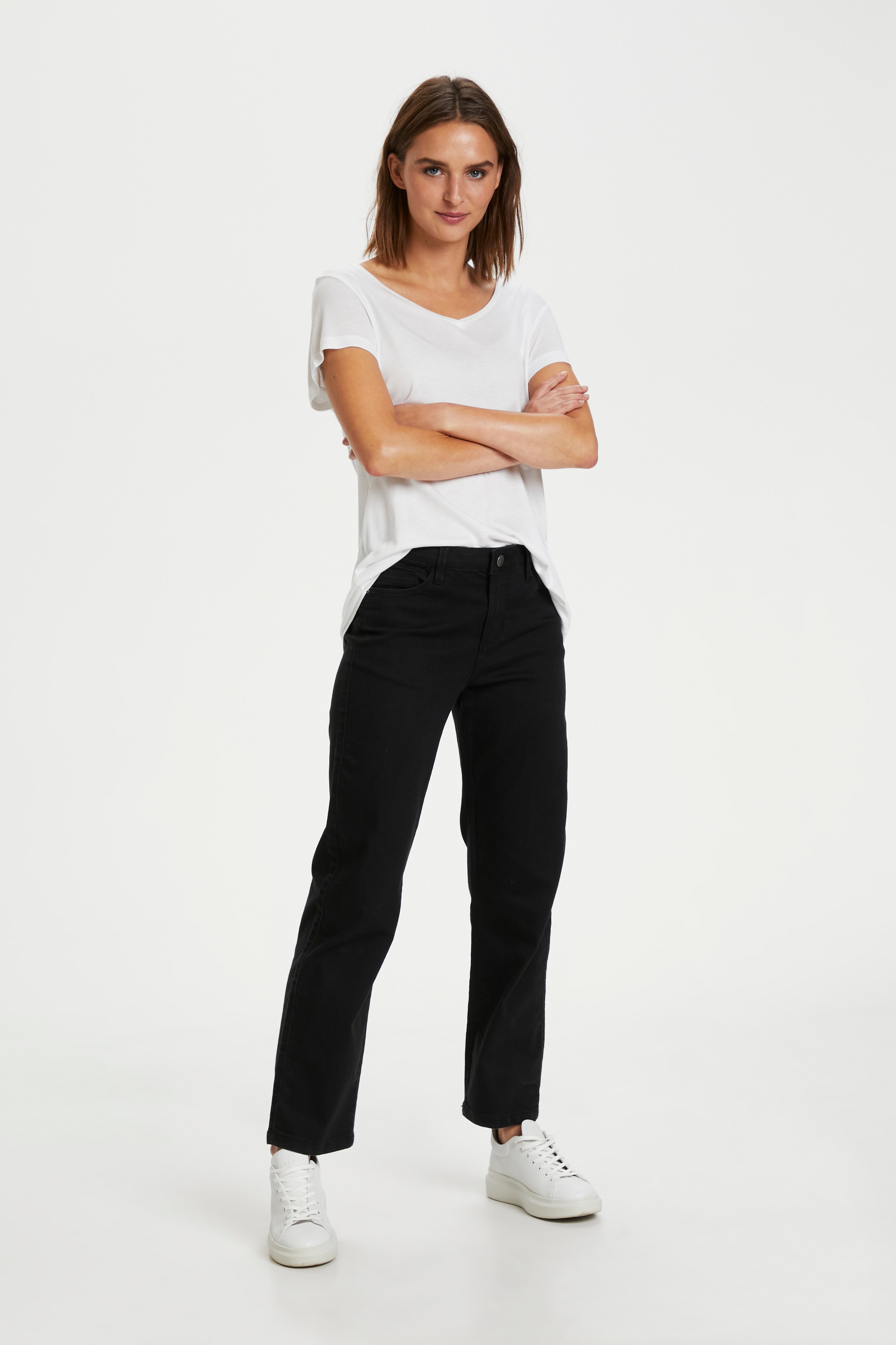 Anna T-shirt LOOKBOOK FRONT 55213-50001