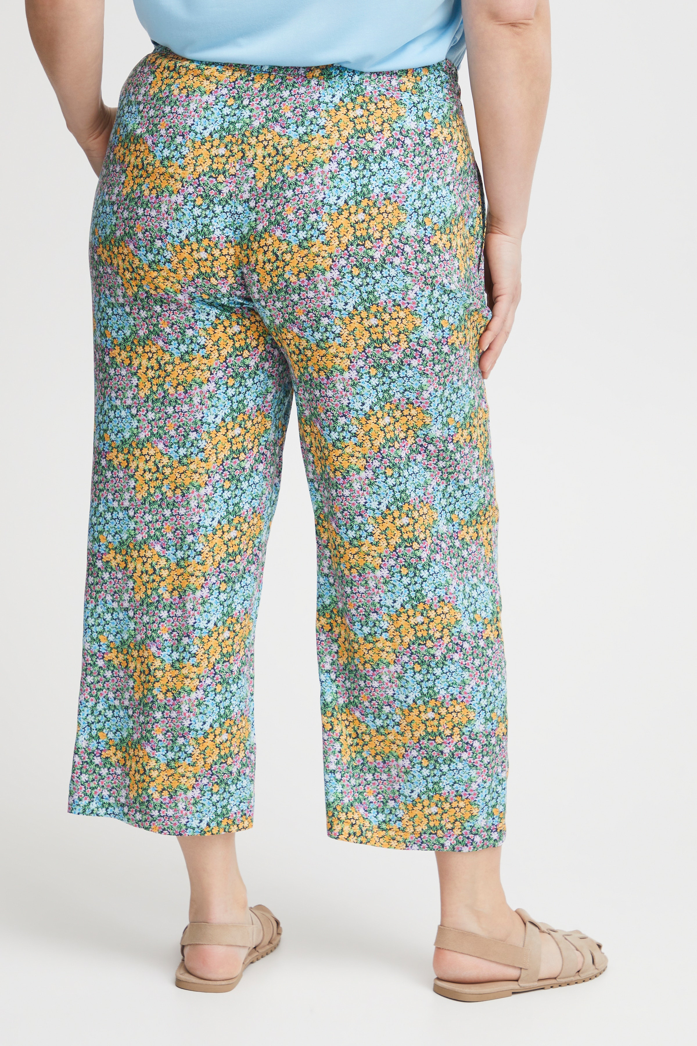 FPFUN Trousers LOOKBOOK FRONT 20612337-202065