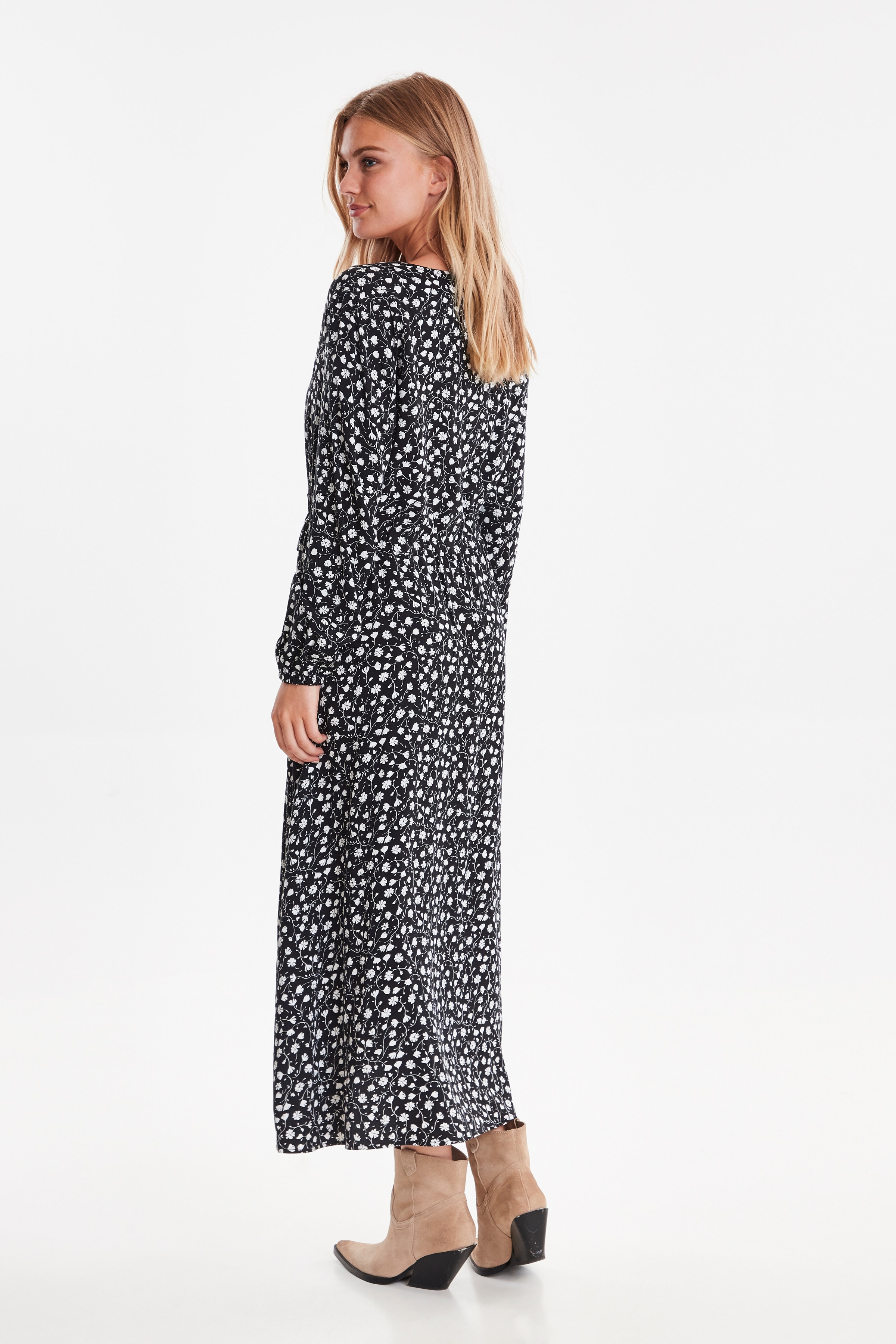BYGagine dress LOOKBOOK BACK 20807481-80034