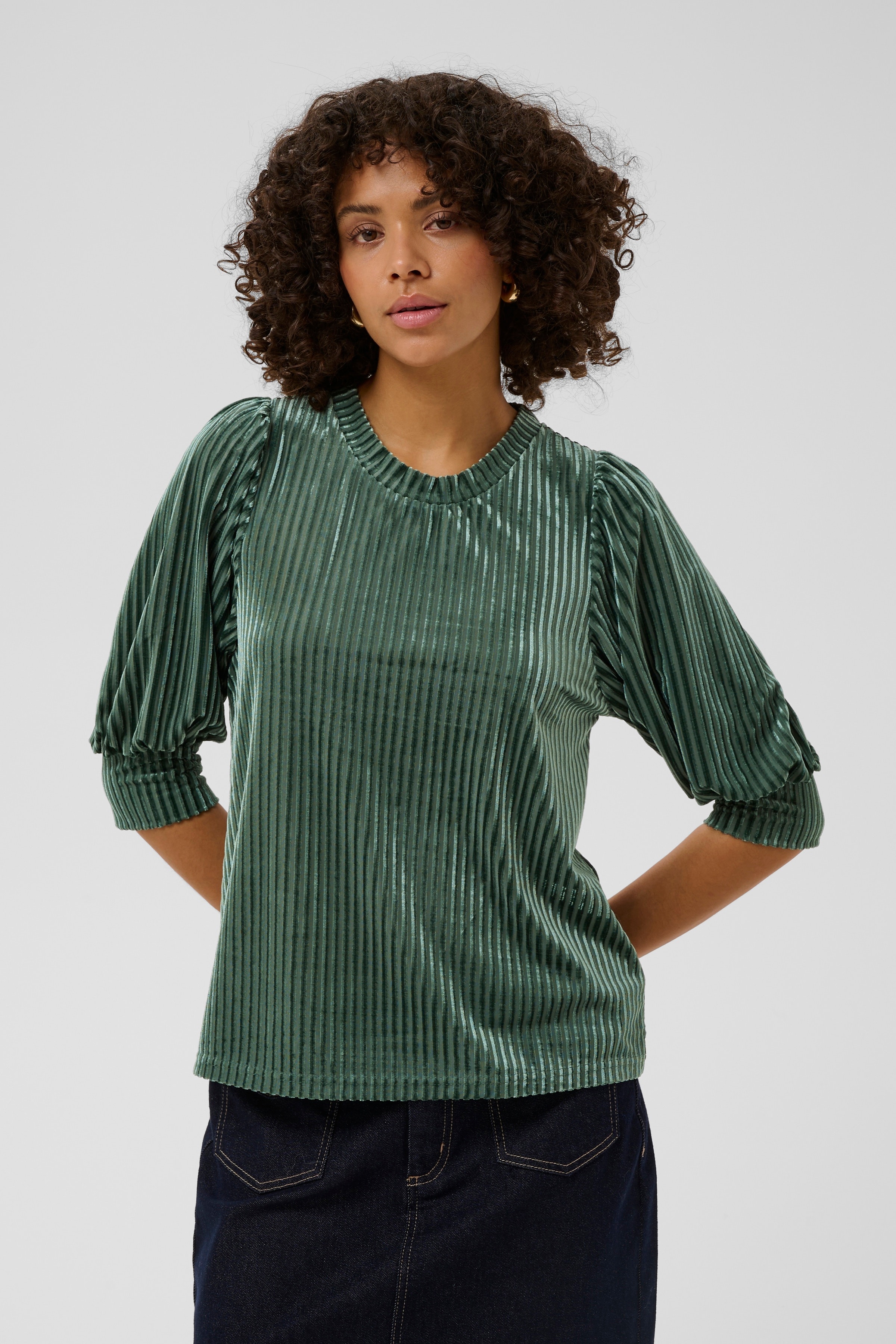 KAcaca Blouse LOOKBOOK FRONT 10503887-106796