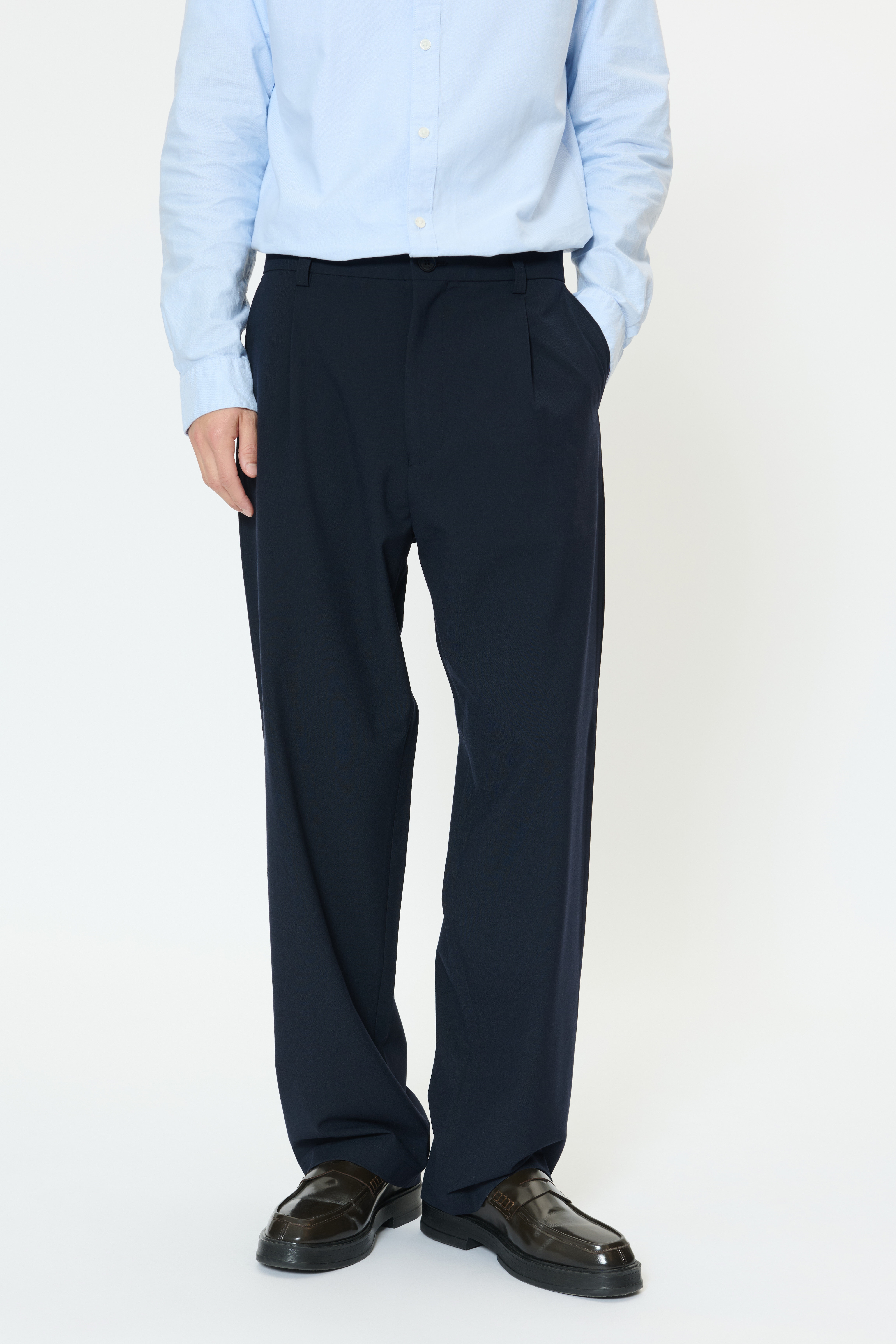 MAChino Byxor LOOKBOOK FRONT 30209212-194011