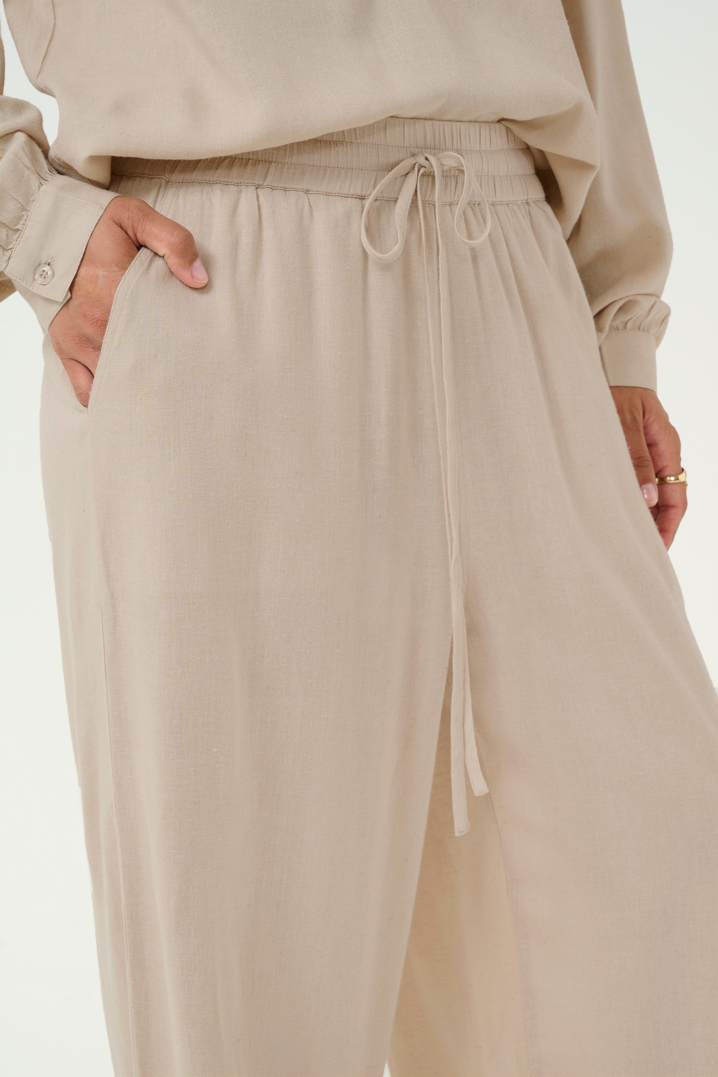 KAmilia Byxor LOOKBOOK DETAIL 10509666-151305