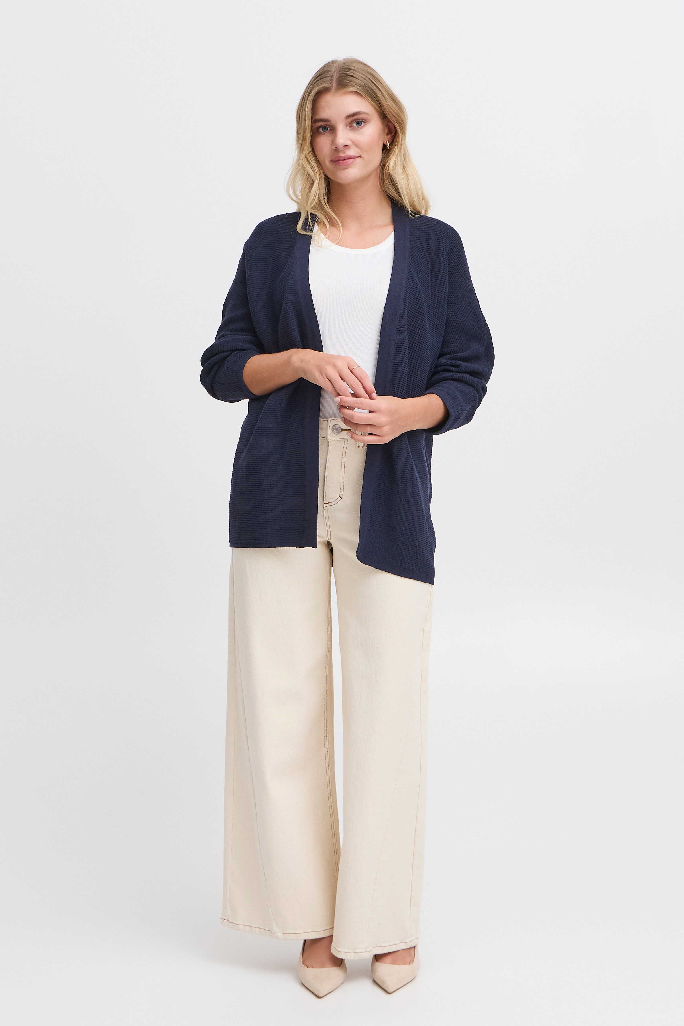 FRSINJA Cardigan LOOKBOOK FRONT 20615536-193923