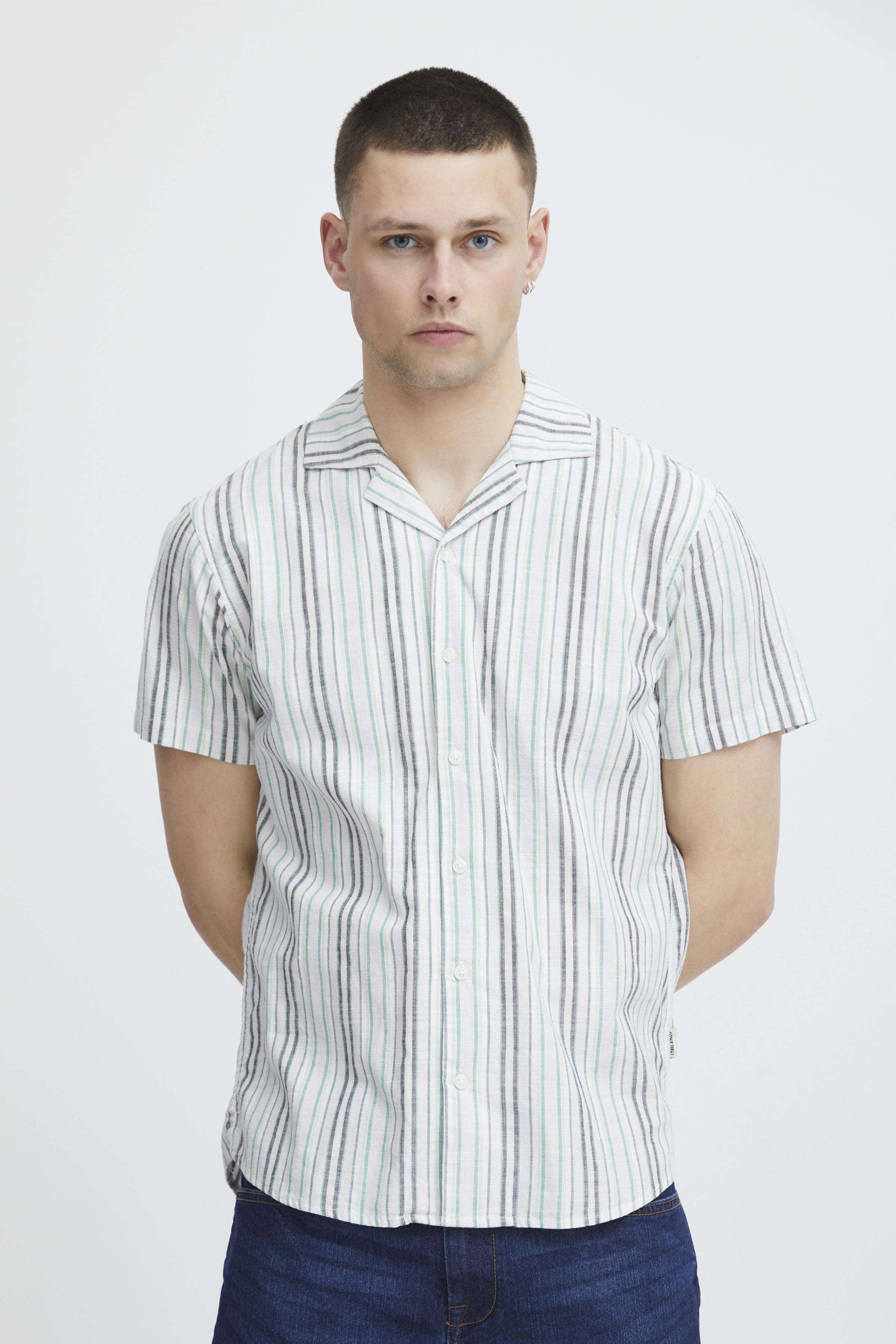 Short sleeved shirt LOOKBOOK FRONT 20716755-110602