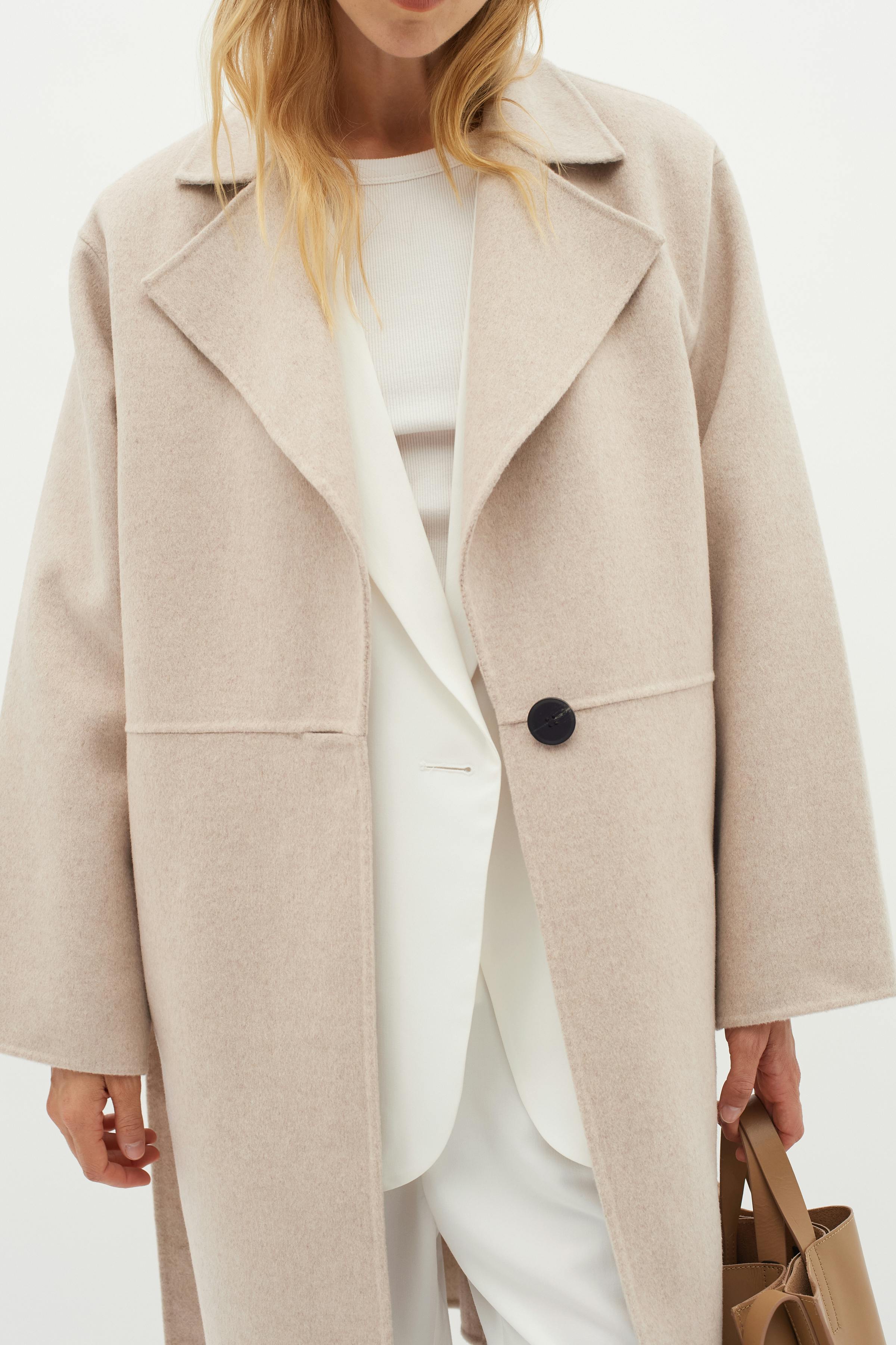 TillaIW Coat LOOKBOOK DETAIL 30109489-300002