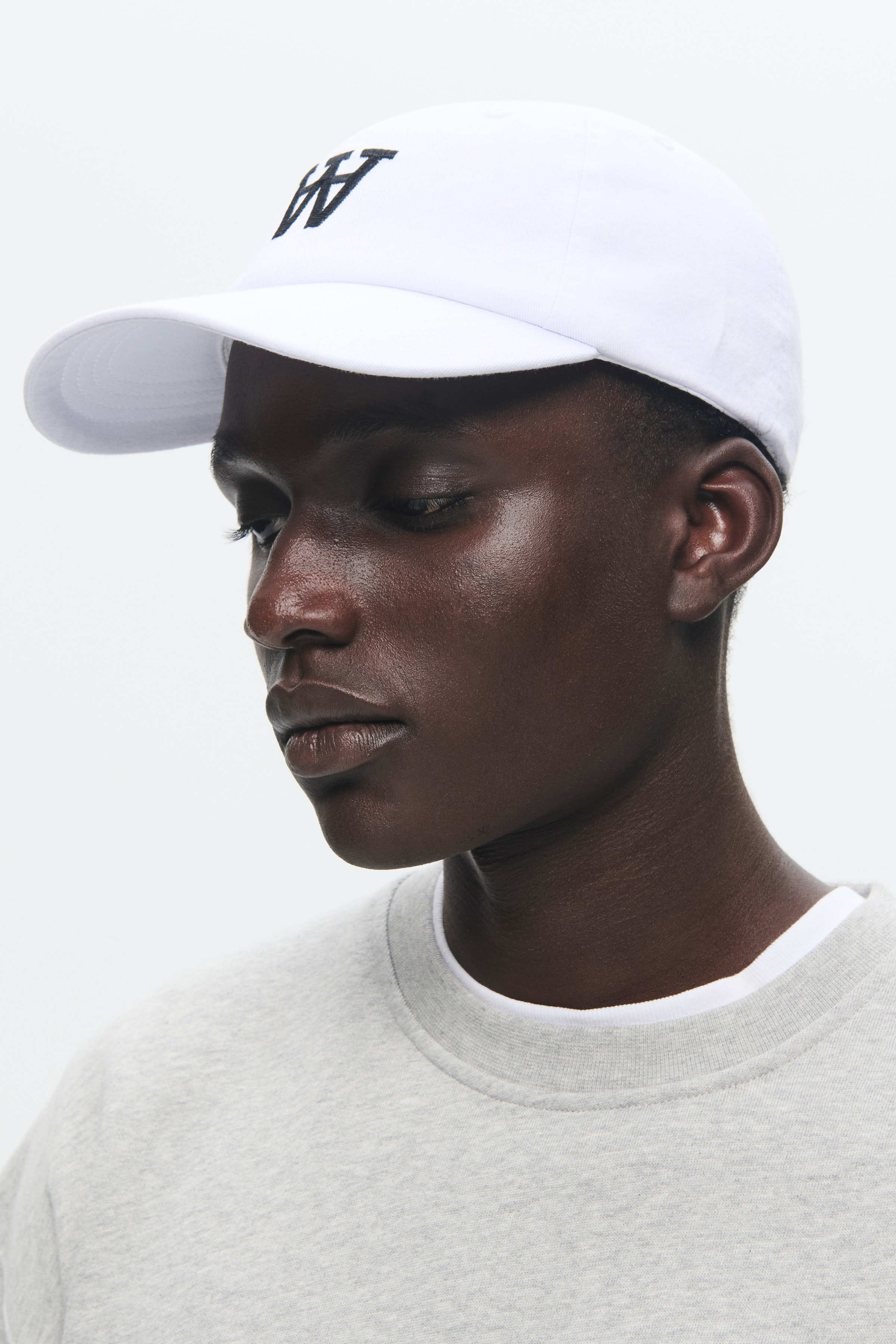 WWEli Cap LOOKBOOK DETAIL 30250259-W0002