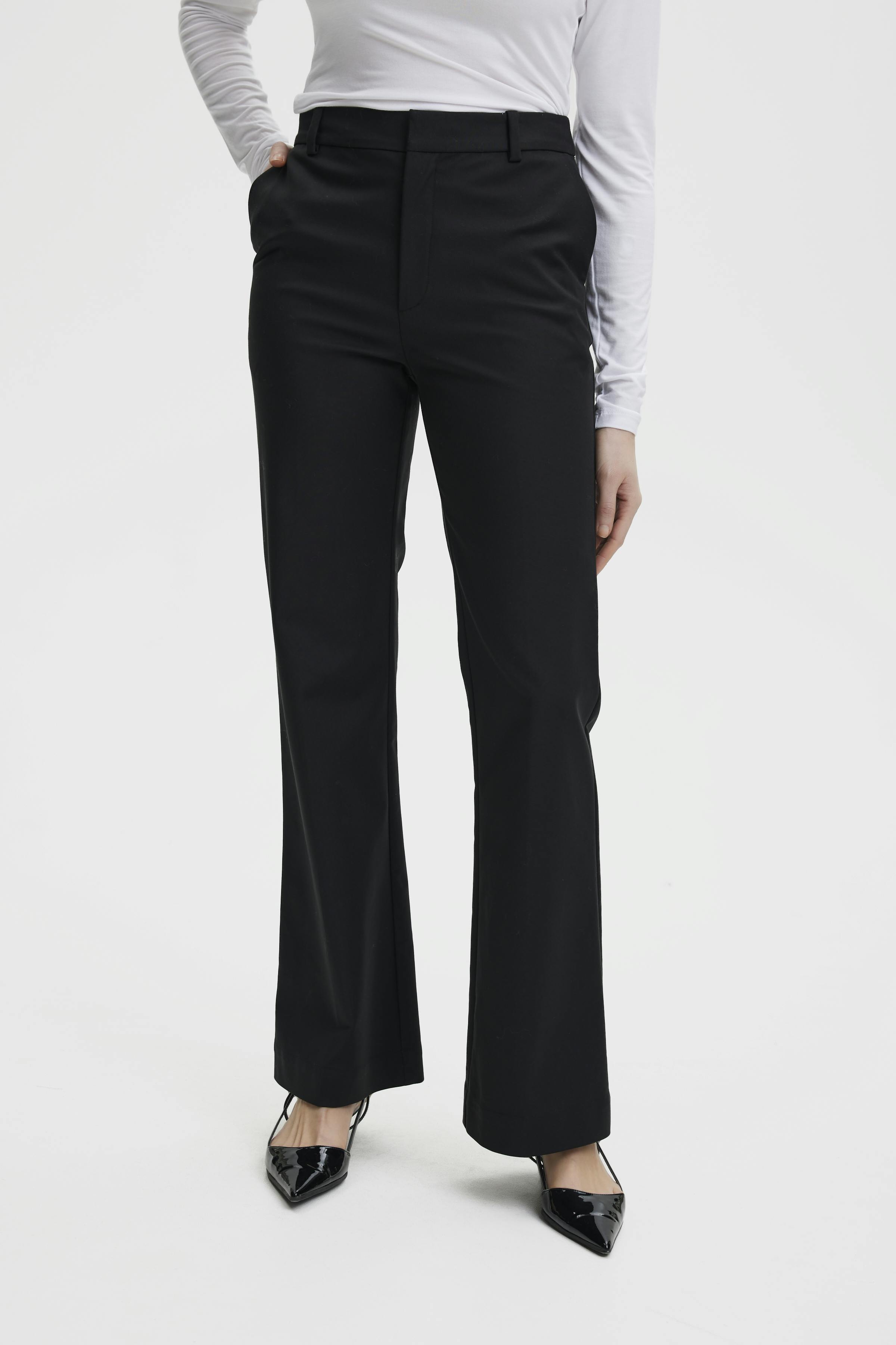 MichelleGZ Trousers LOOKBOOK FRONT 10906801-100017