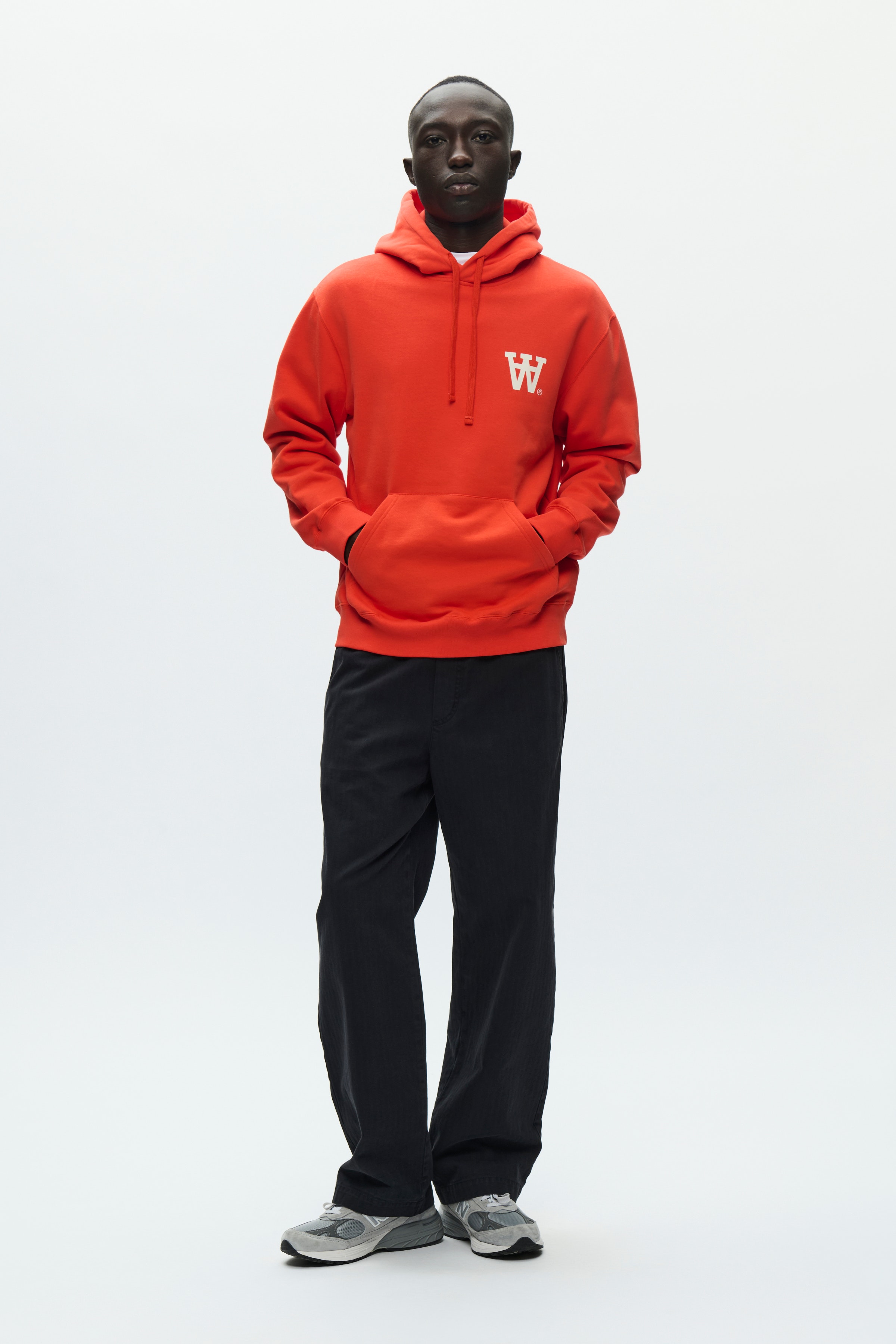 WWCass Hoodie LOOKBOOK FRONT 30252007-181564