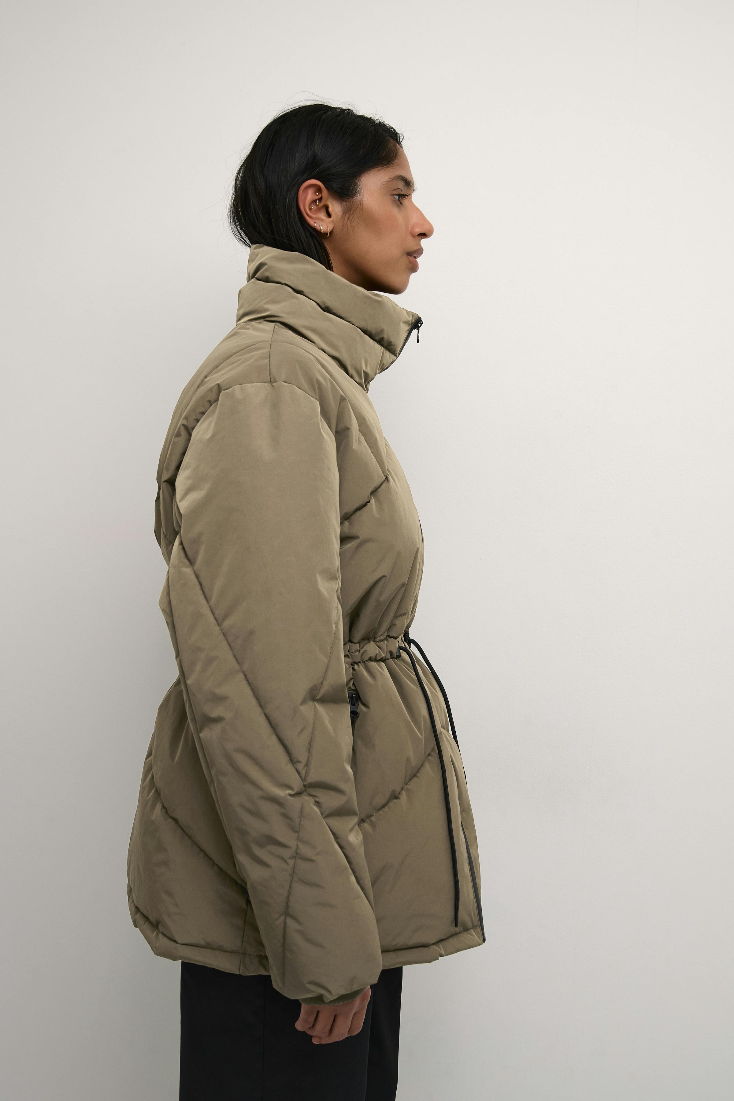 JamesKB Outerwear LOOKBOOK DETAIL 10104399-181112