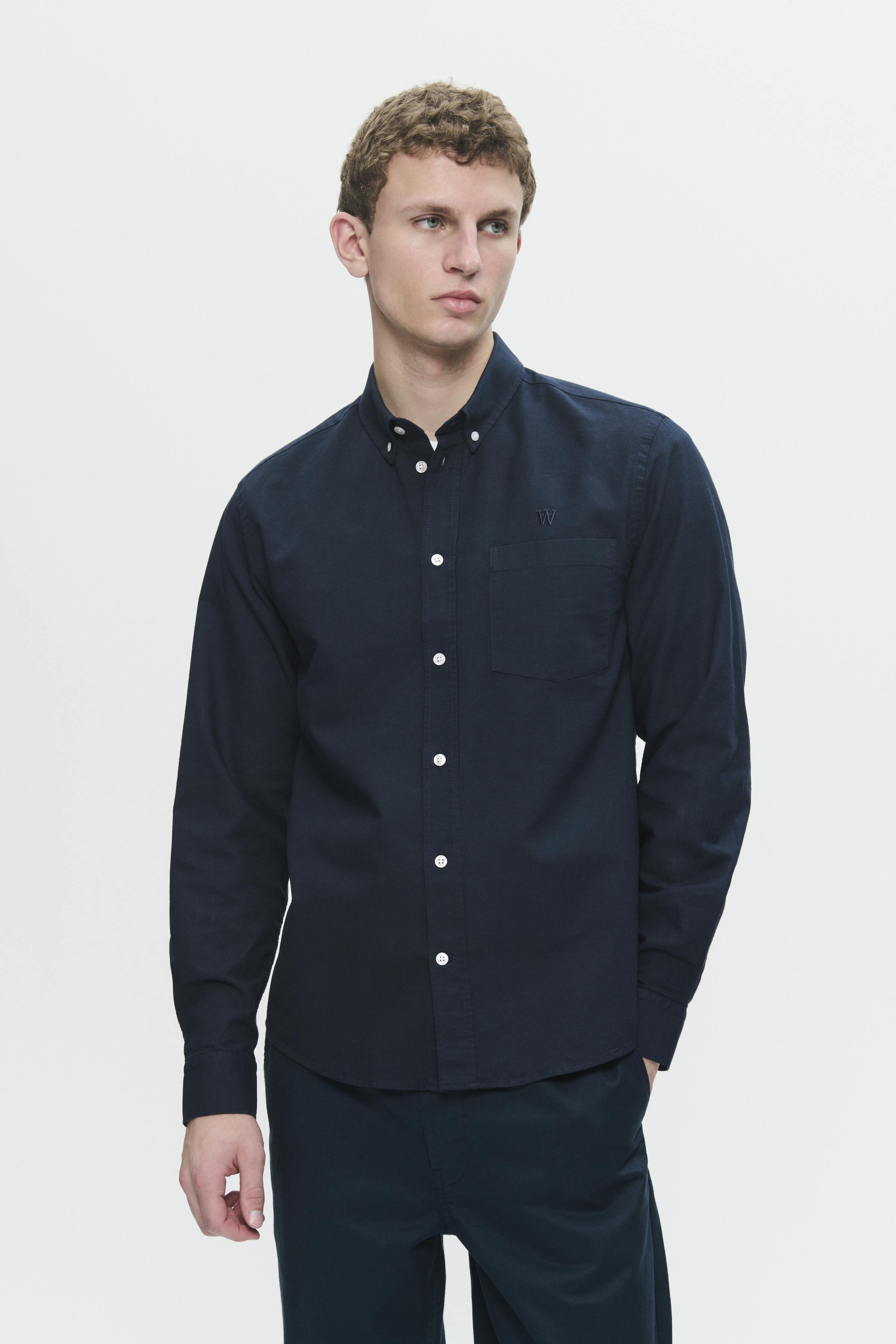 WWAdam Shirt LOOKBOOK FRONT 30251375-194009