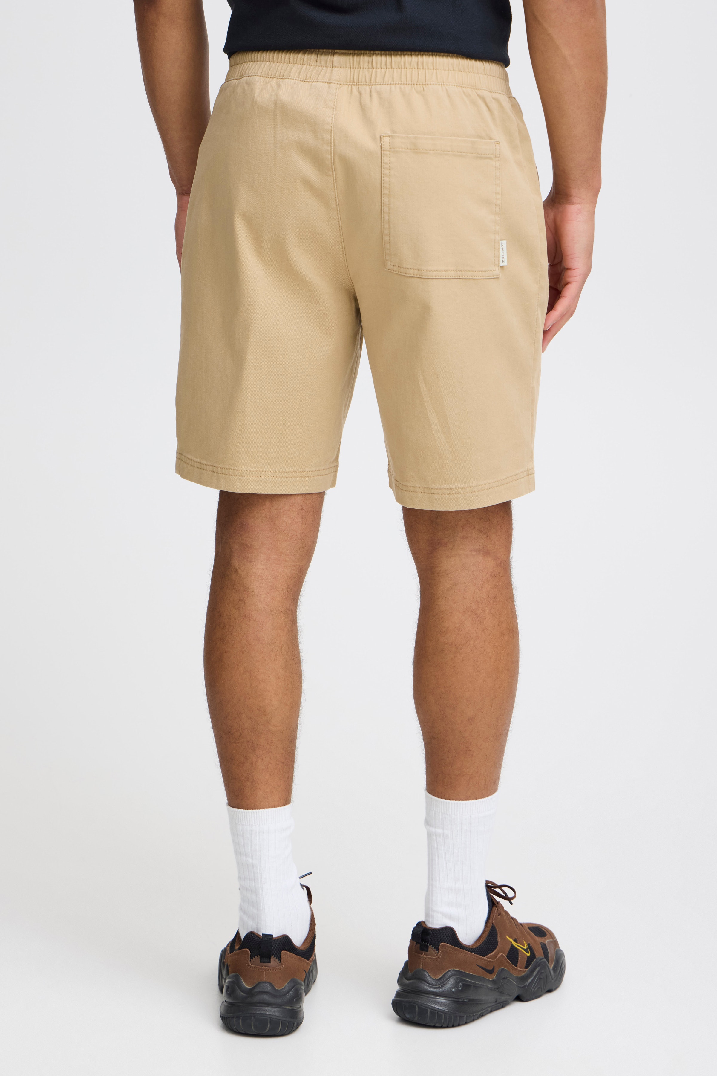Shorts LOOKBOOK BACK 20717896-161315