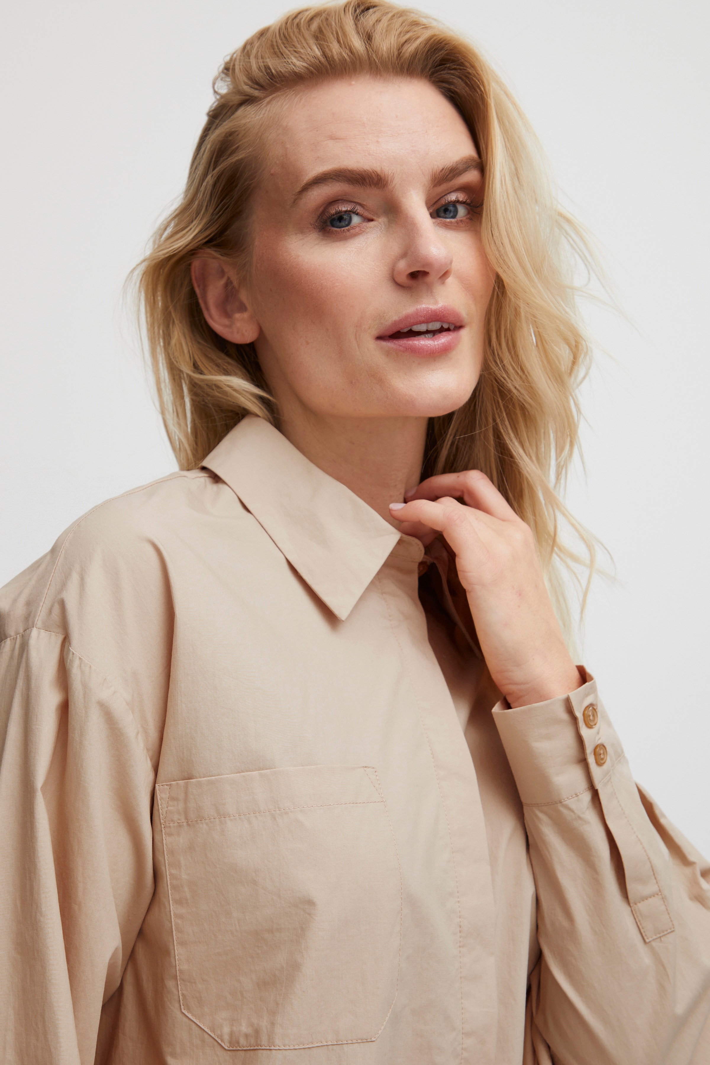 PXJULLE Skjorte LOOKBOOK DETAIL 50207801-141208