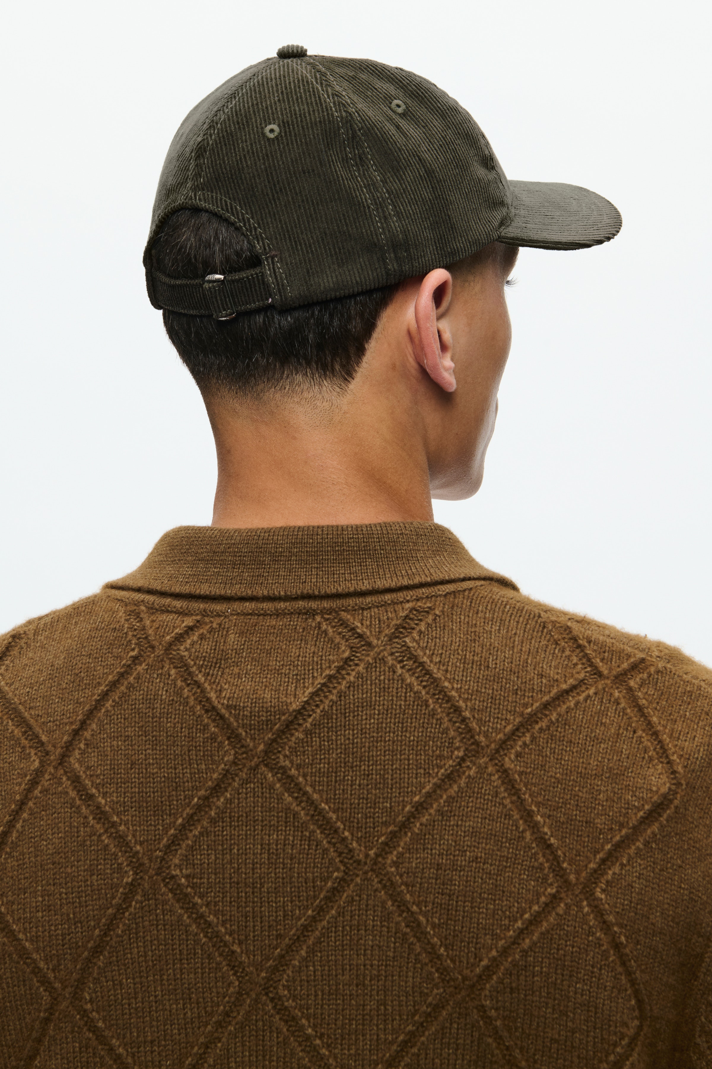 WWW.W.cap Kappe LOOKBOOK DETAIL 30251596-194906