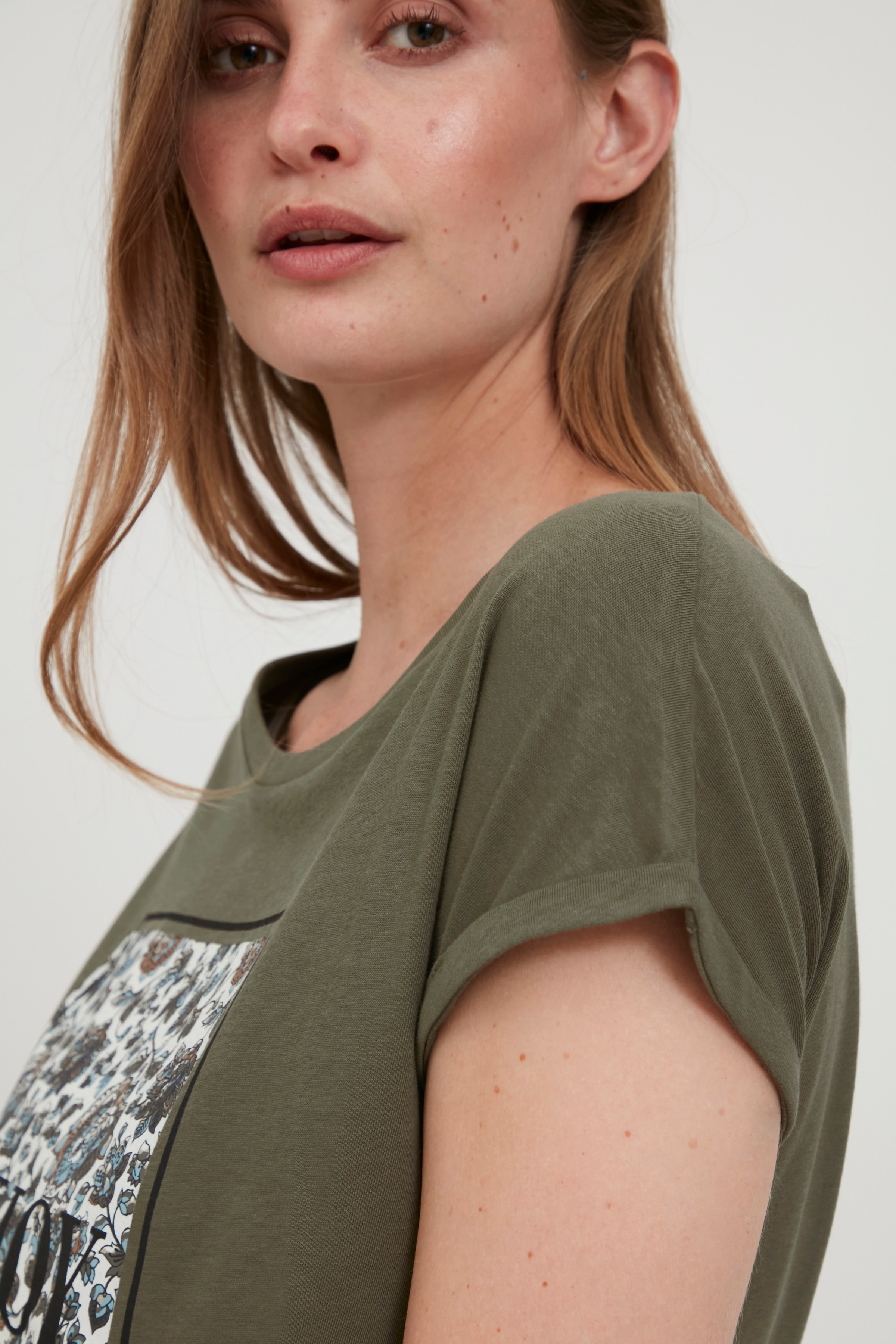 T-shirt LOOKBOOK DETAIL 20609552-180515