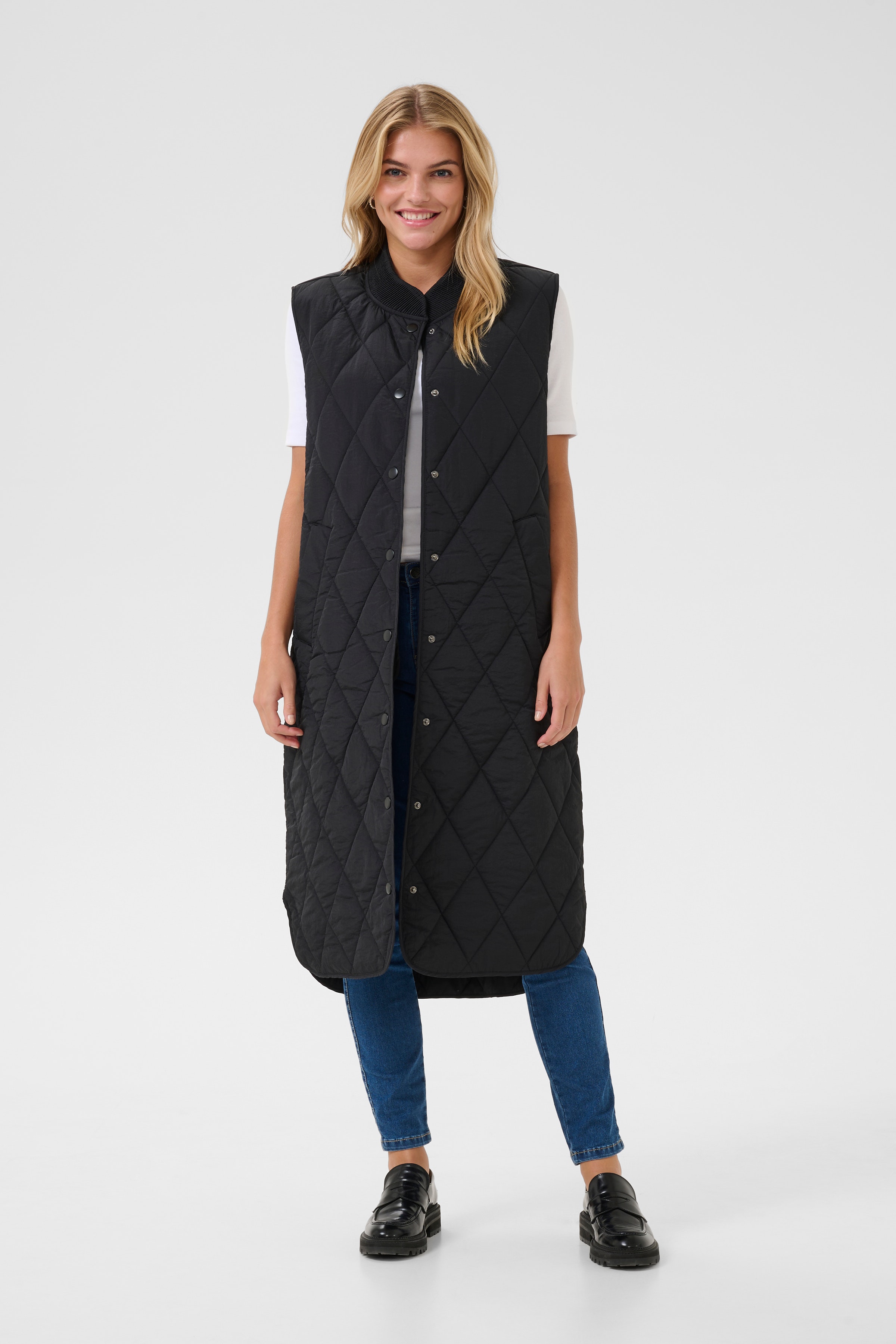 KAlorena Kåpe LOOKBOOK FRONT 10509475-100121