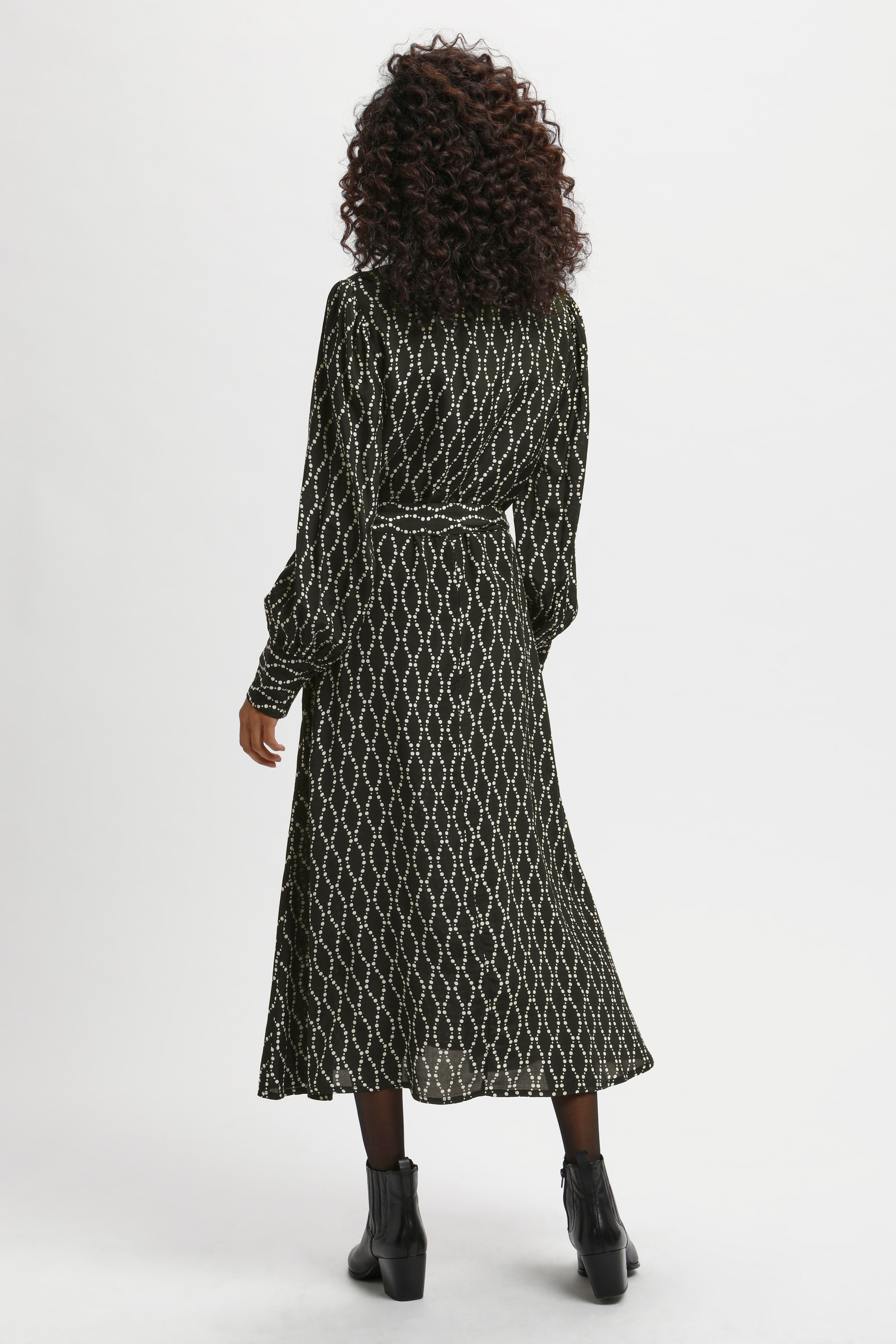 KAolan Kjole LOOKBOOK BACK 10505817-101715