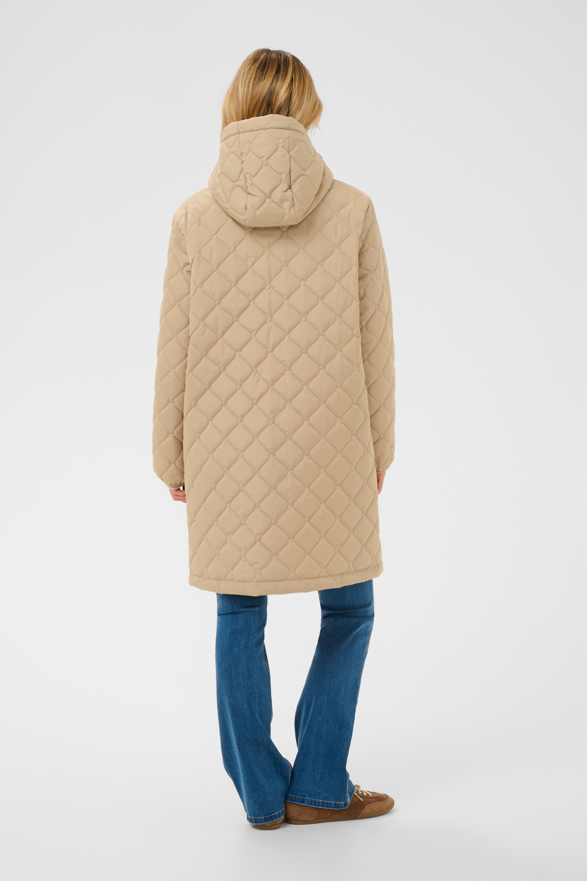 CRArwen Outerwear LOOKBOOK BACK 10612773-171312