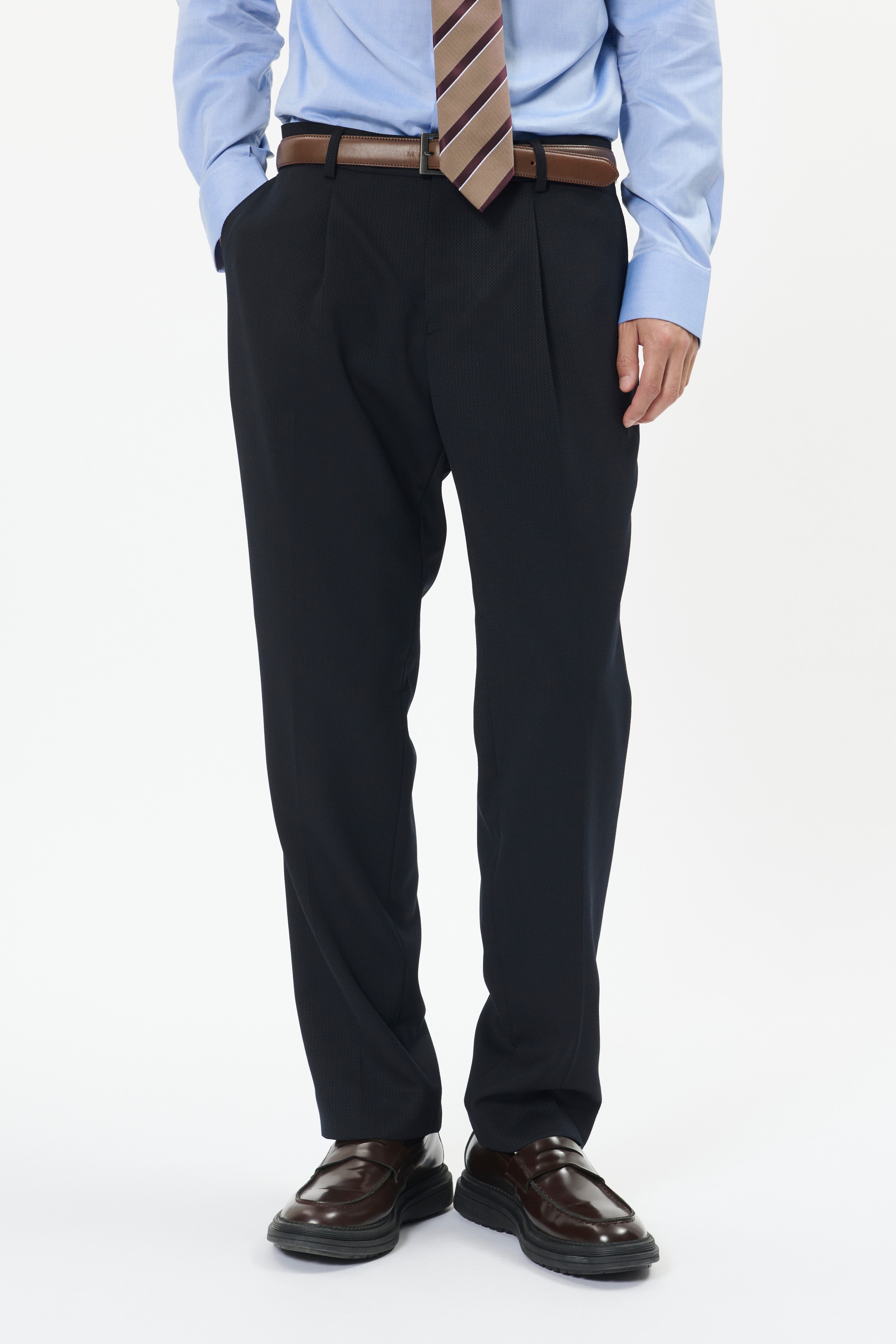 MAweller Trousers LOOKBOOK FRONT 30208791-301664