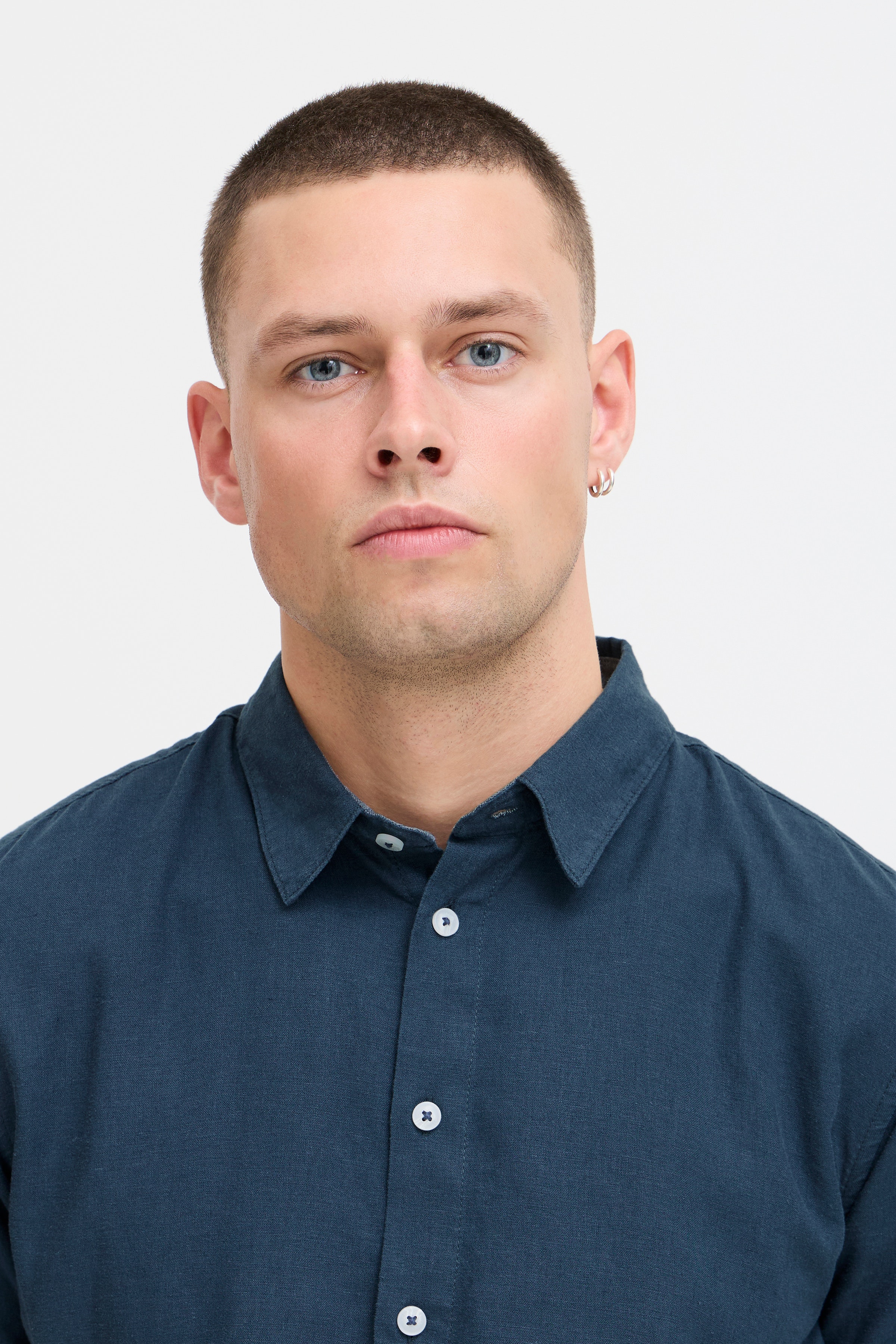 Short sleeved shirt LOOKBOOK DETAIL 20717866-194024