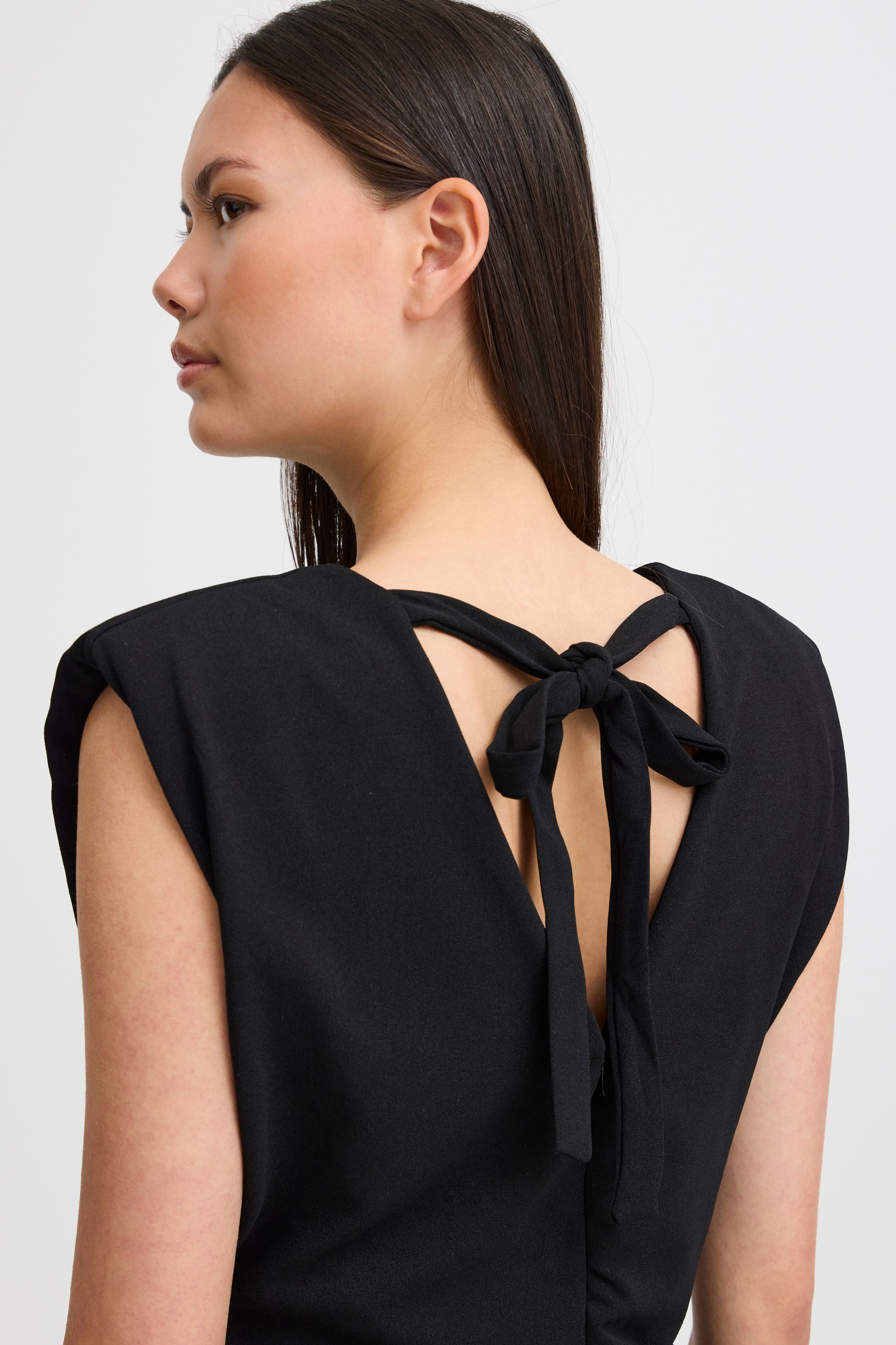 IHKATINE Kjole LOOKBOOK DETAIL 20121207-194008